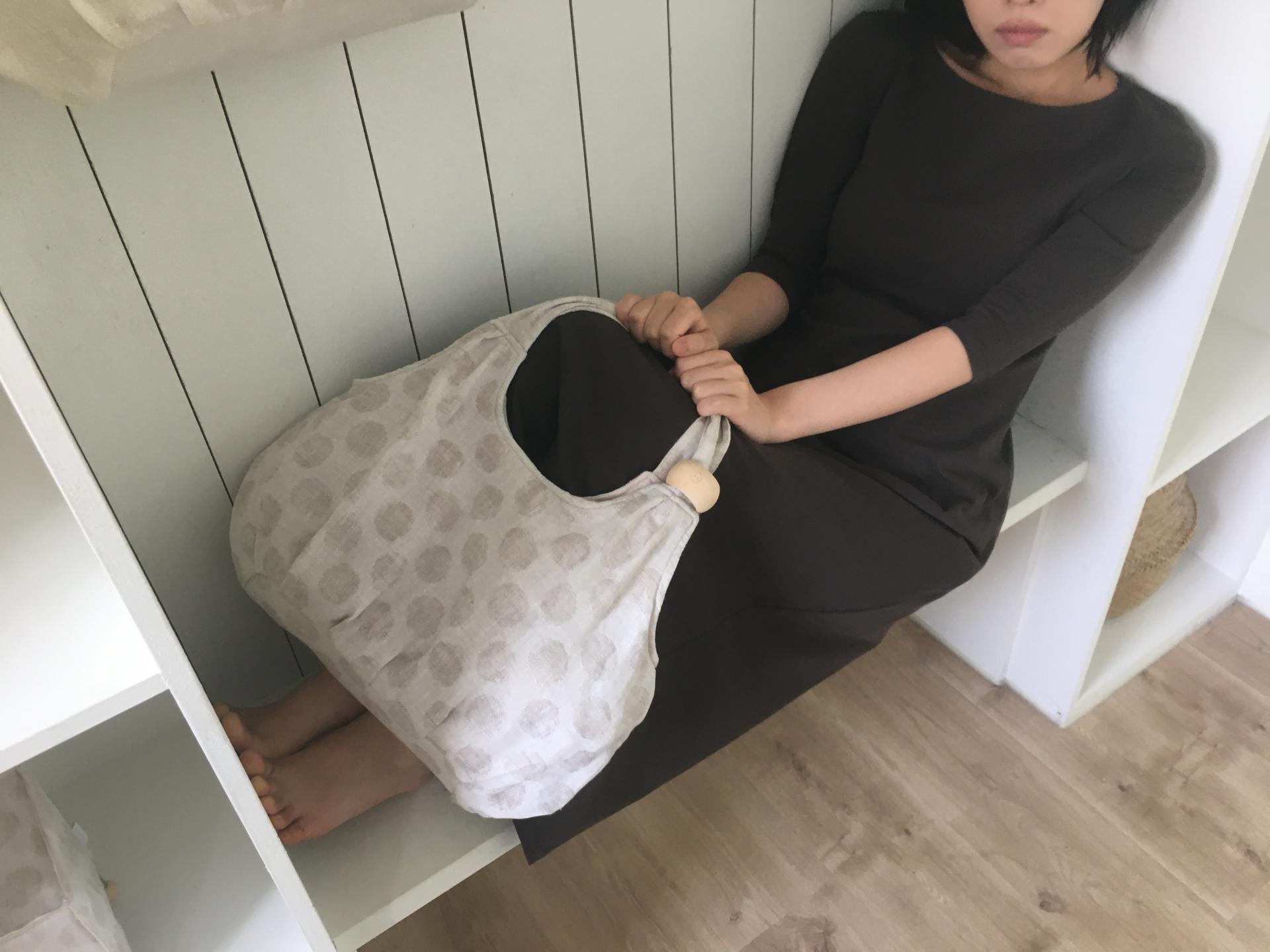 green apple linen puff bag