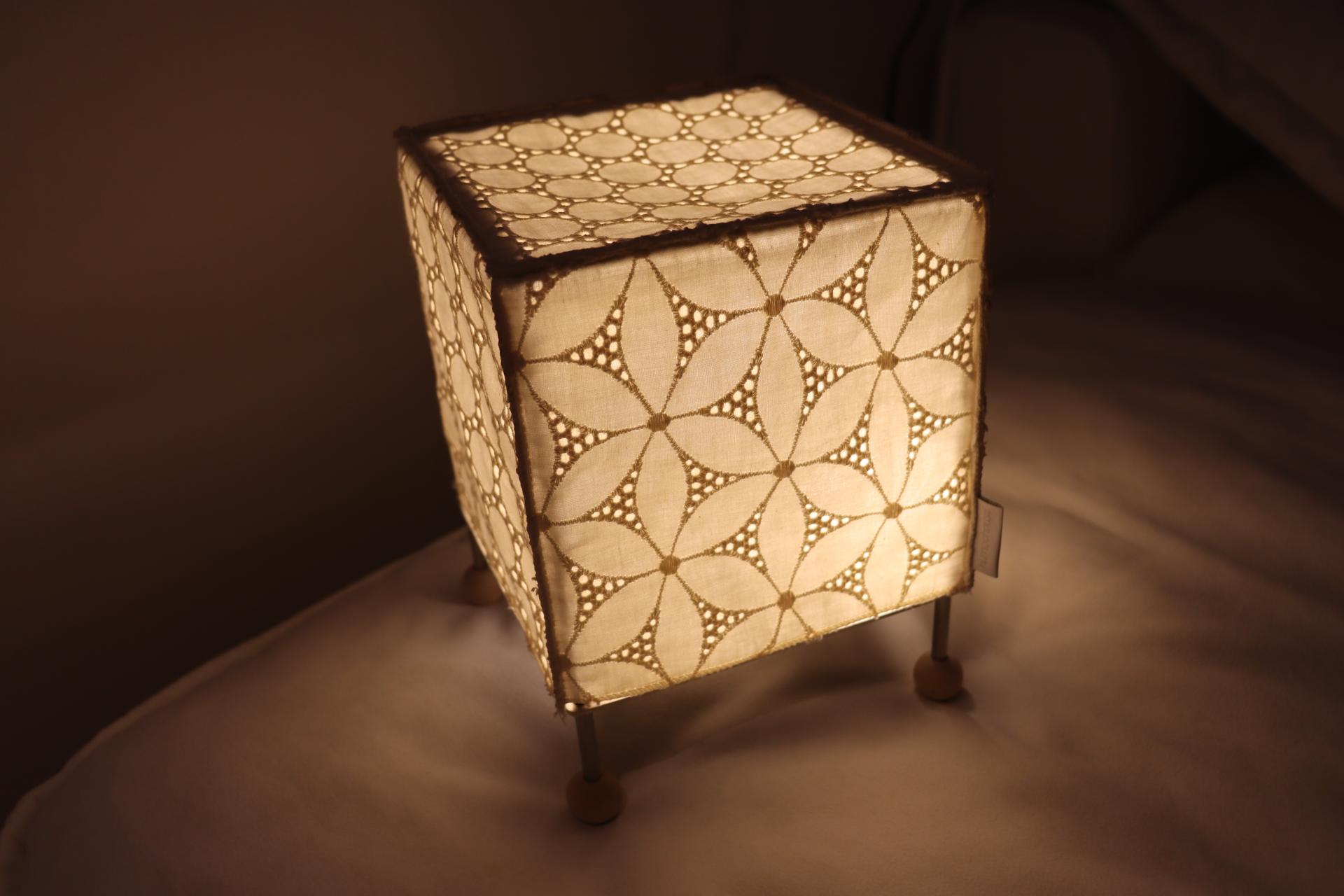 ivory dot linen cube lamp