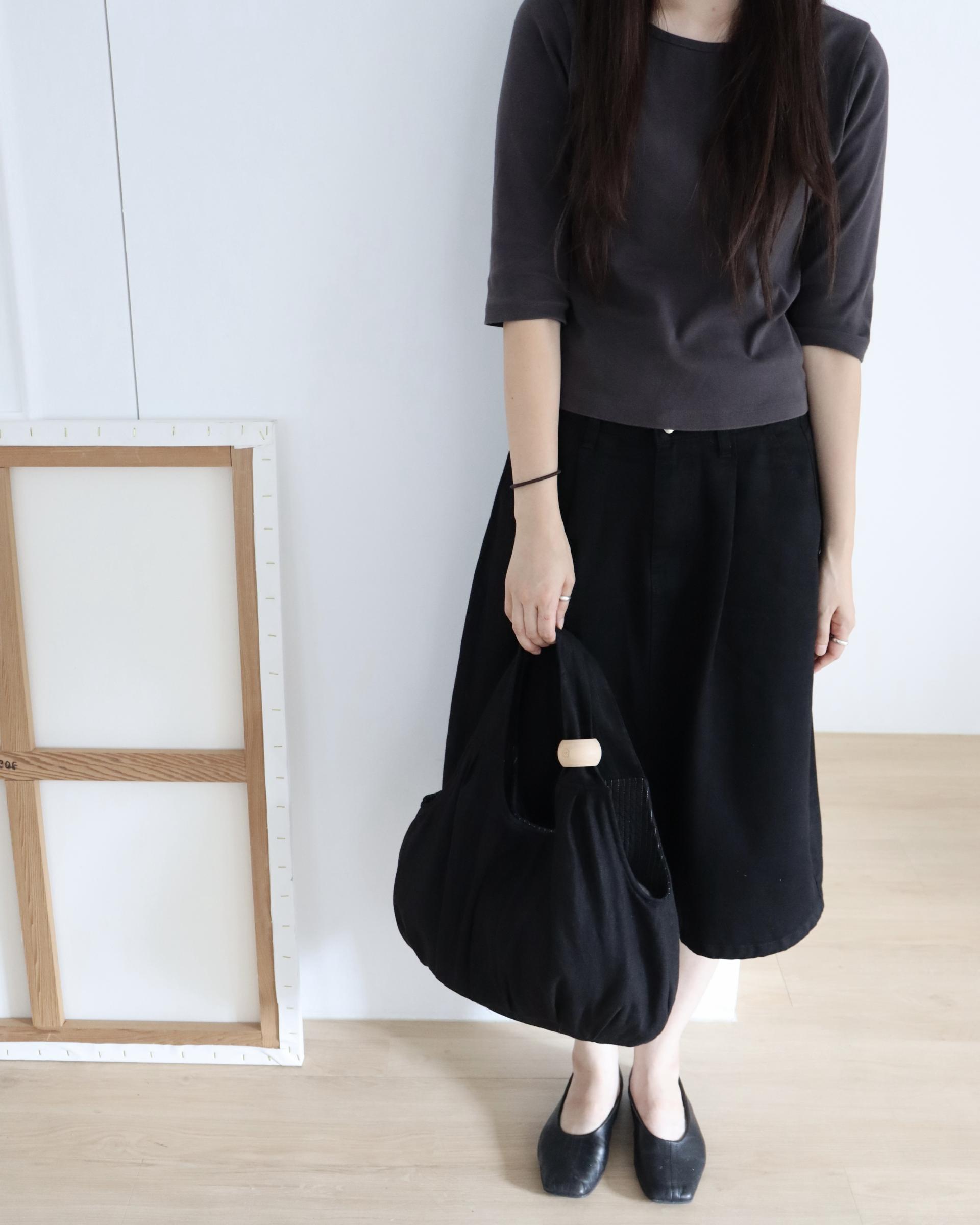 plum linen puff bag