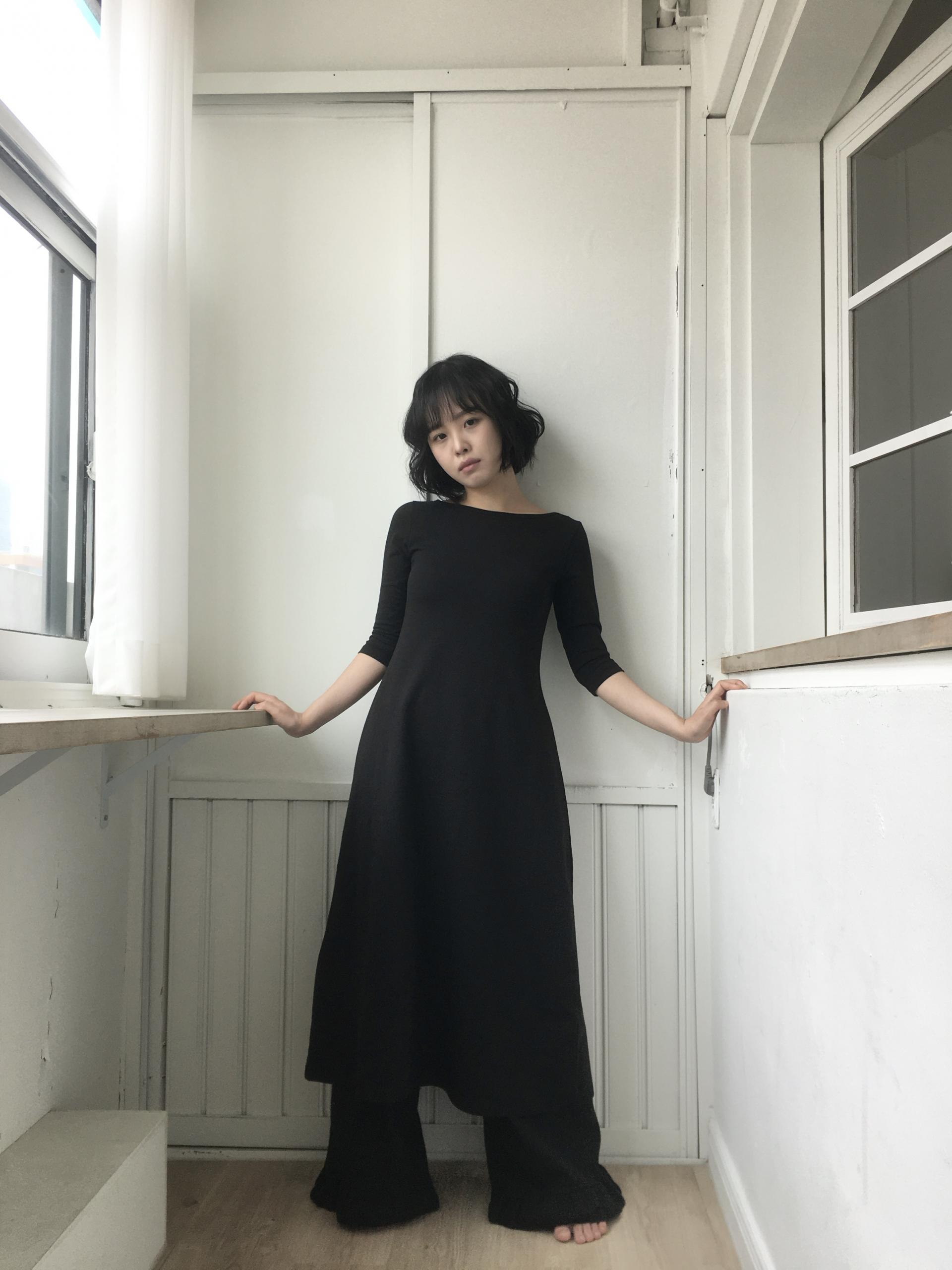 black easy boatneck onepiece
