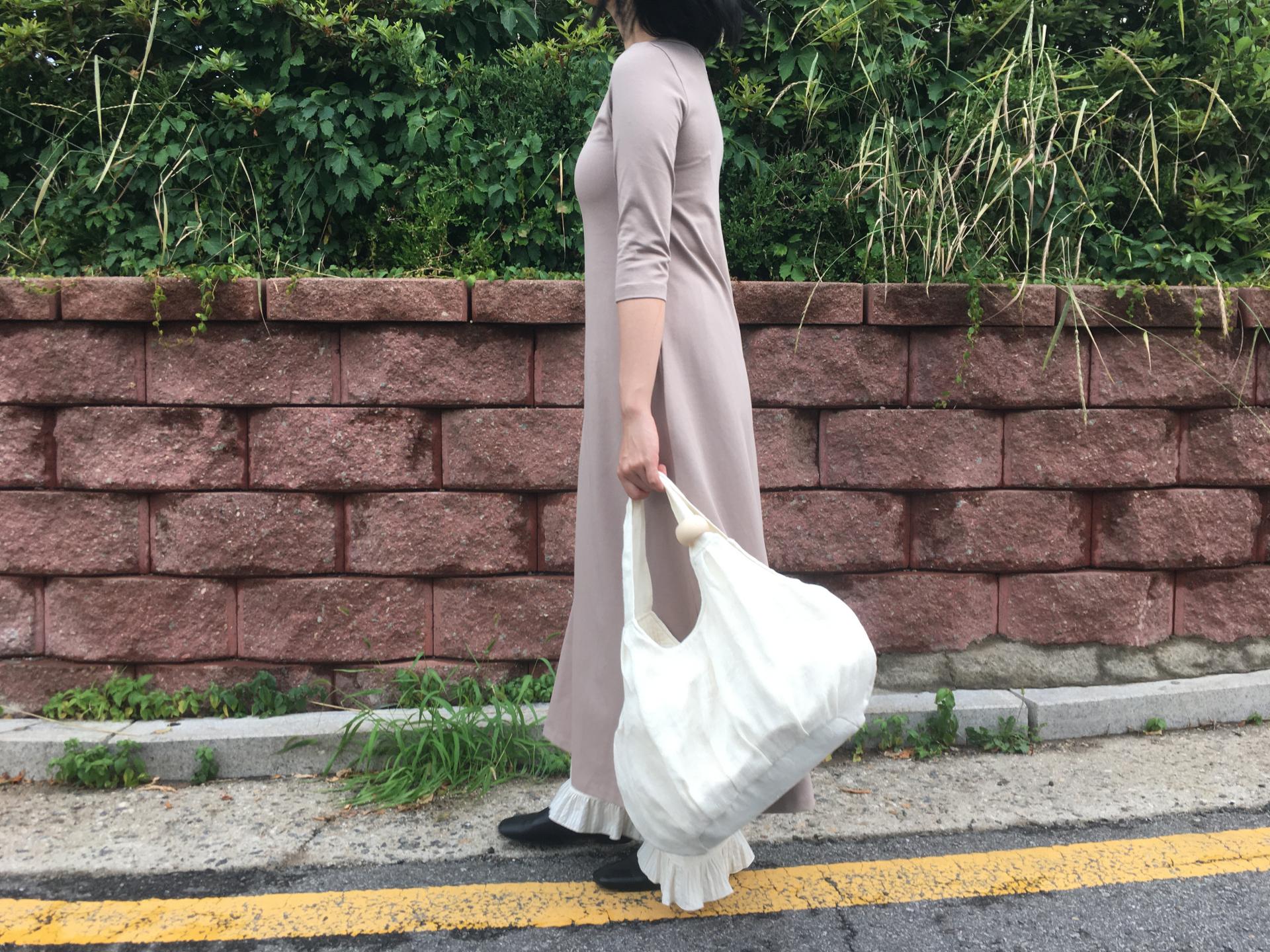 green apple linen puff bag