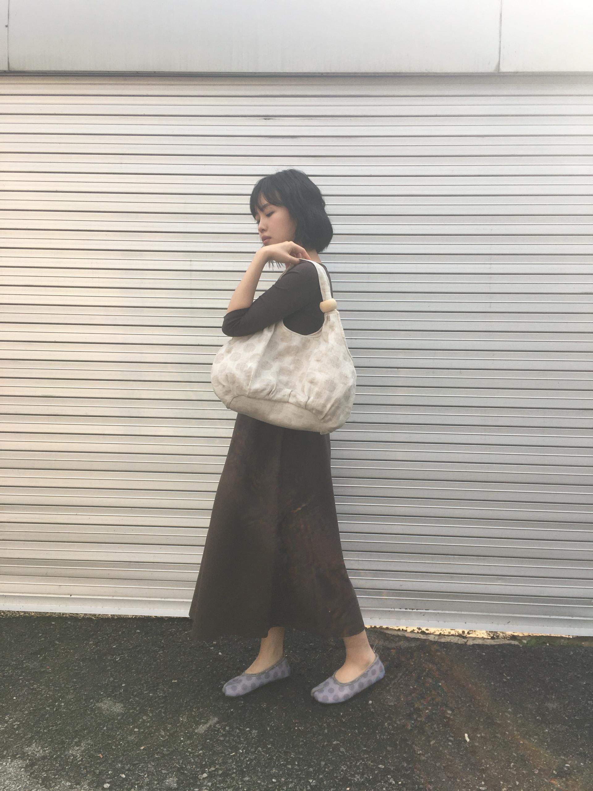 green apple linen puff bag