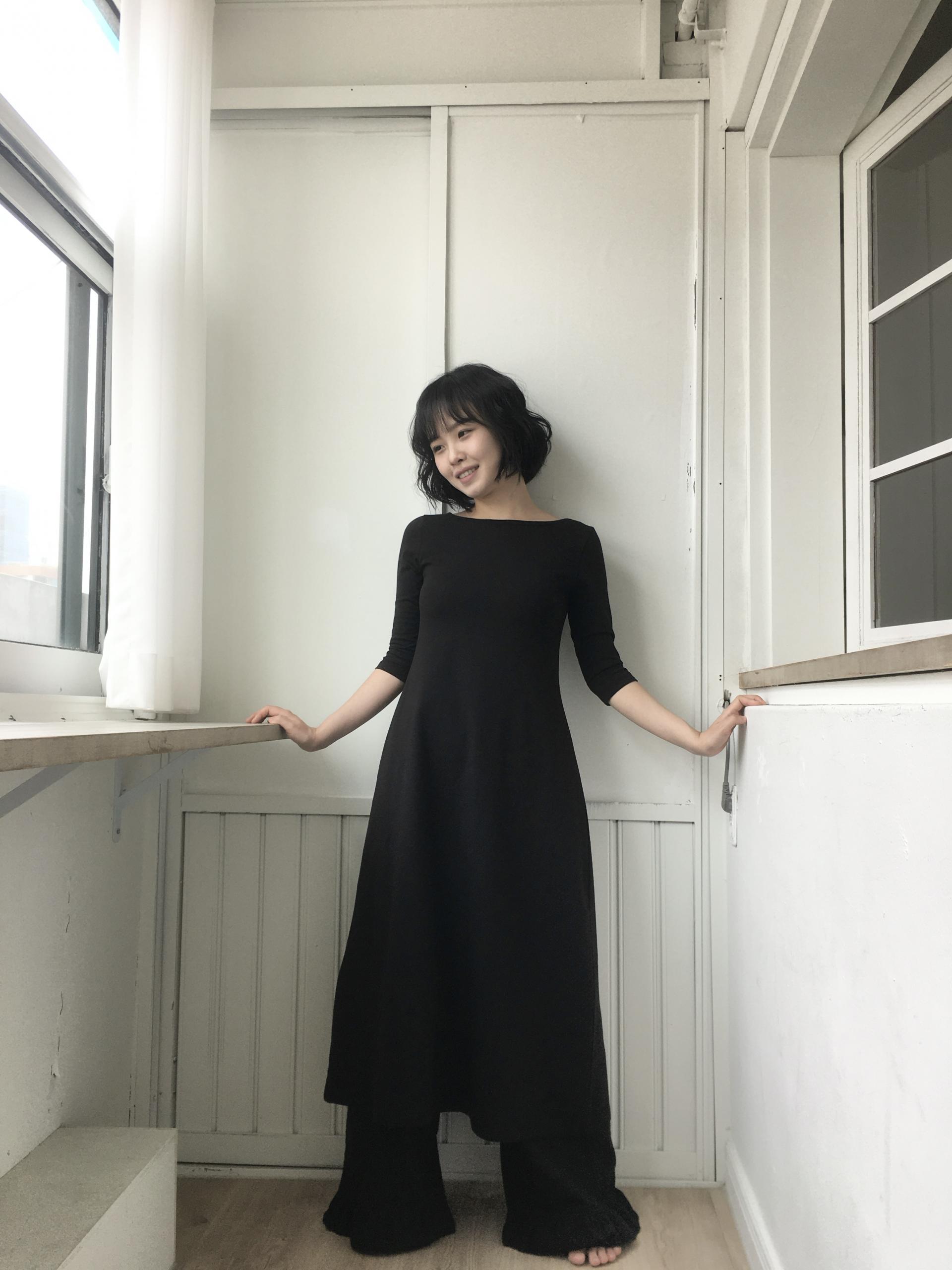 black easy boatneck onepiece