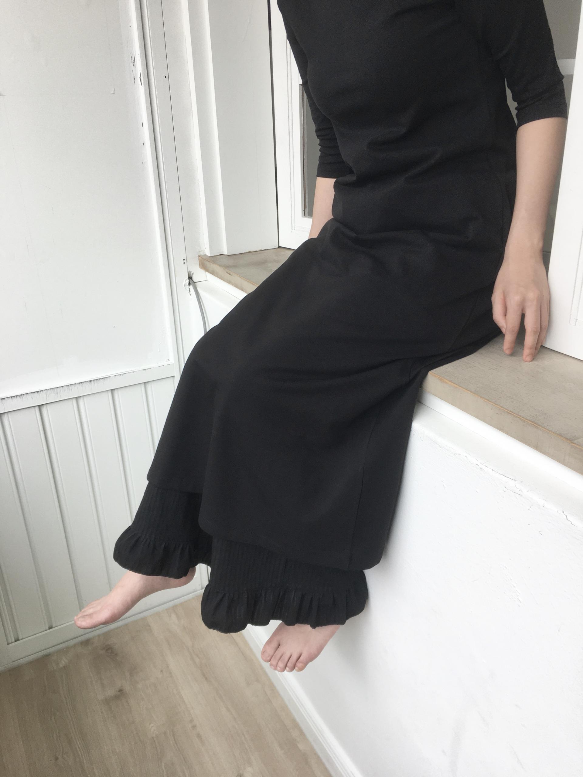 black easy boatneck onepiece