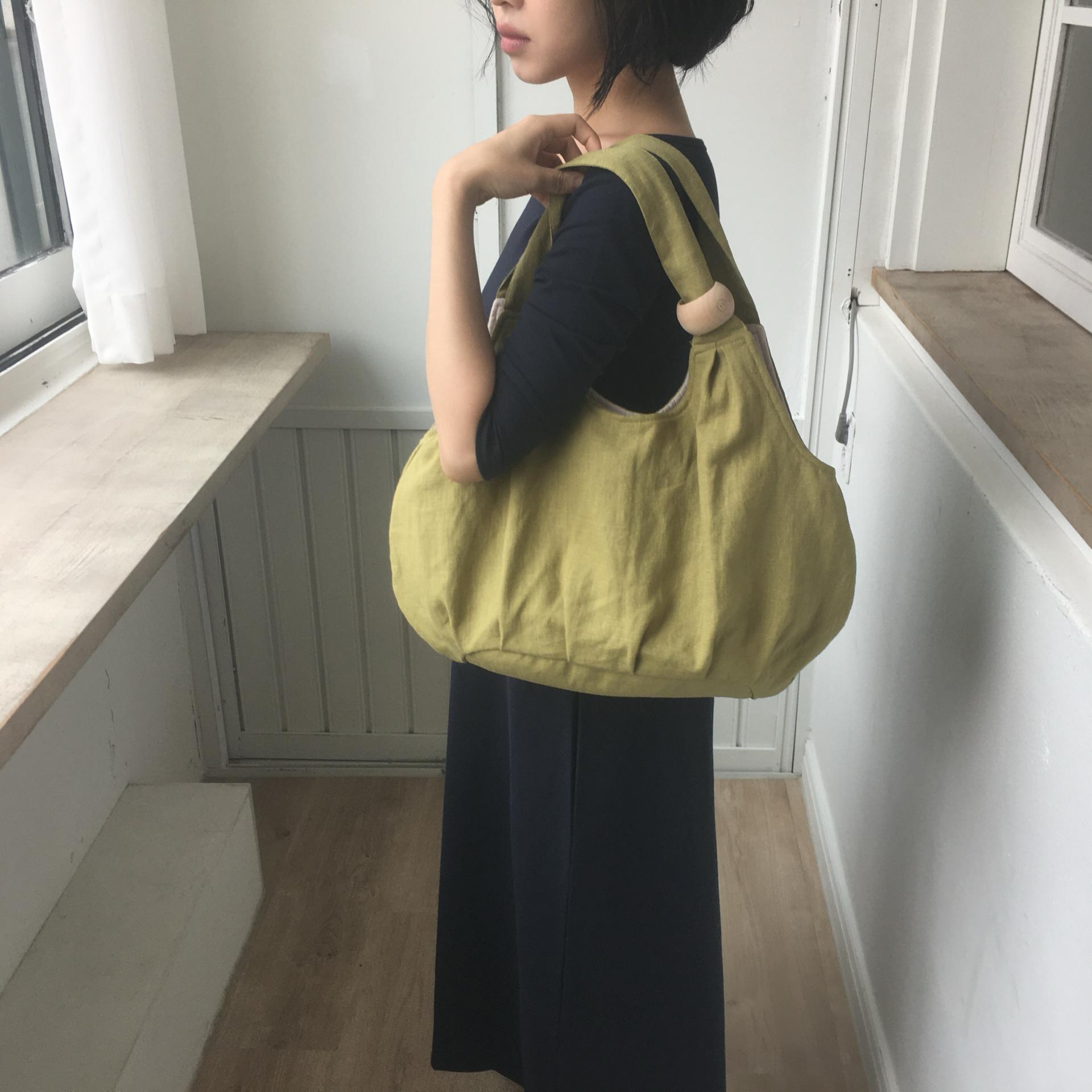 green apple linen puff bag