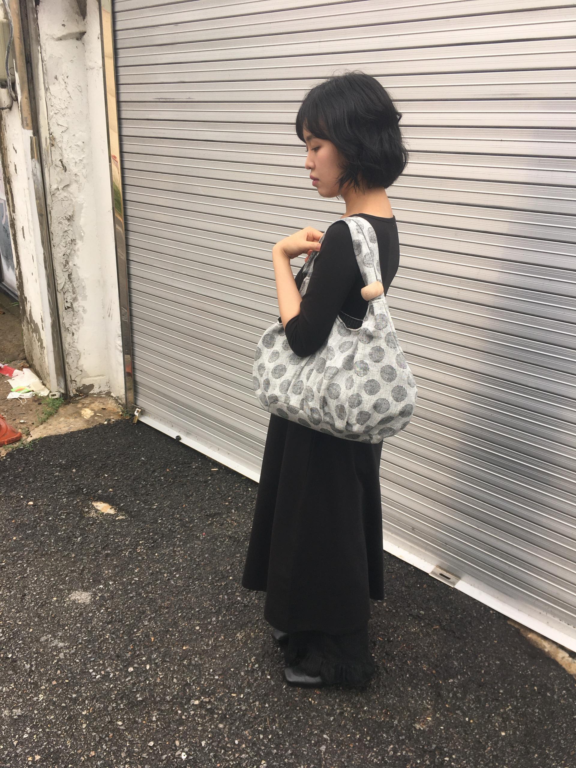 green apple linen puff bag