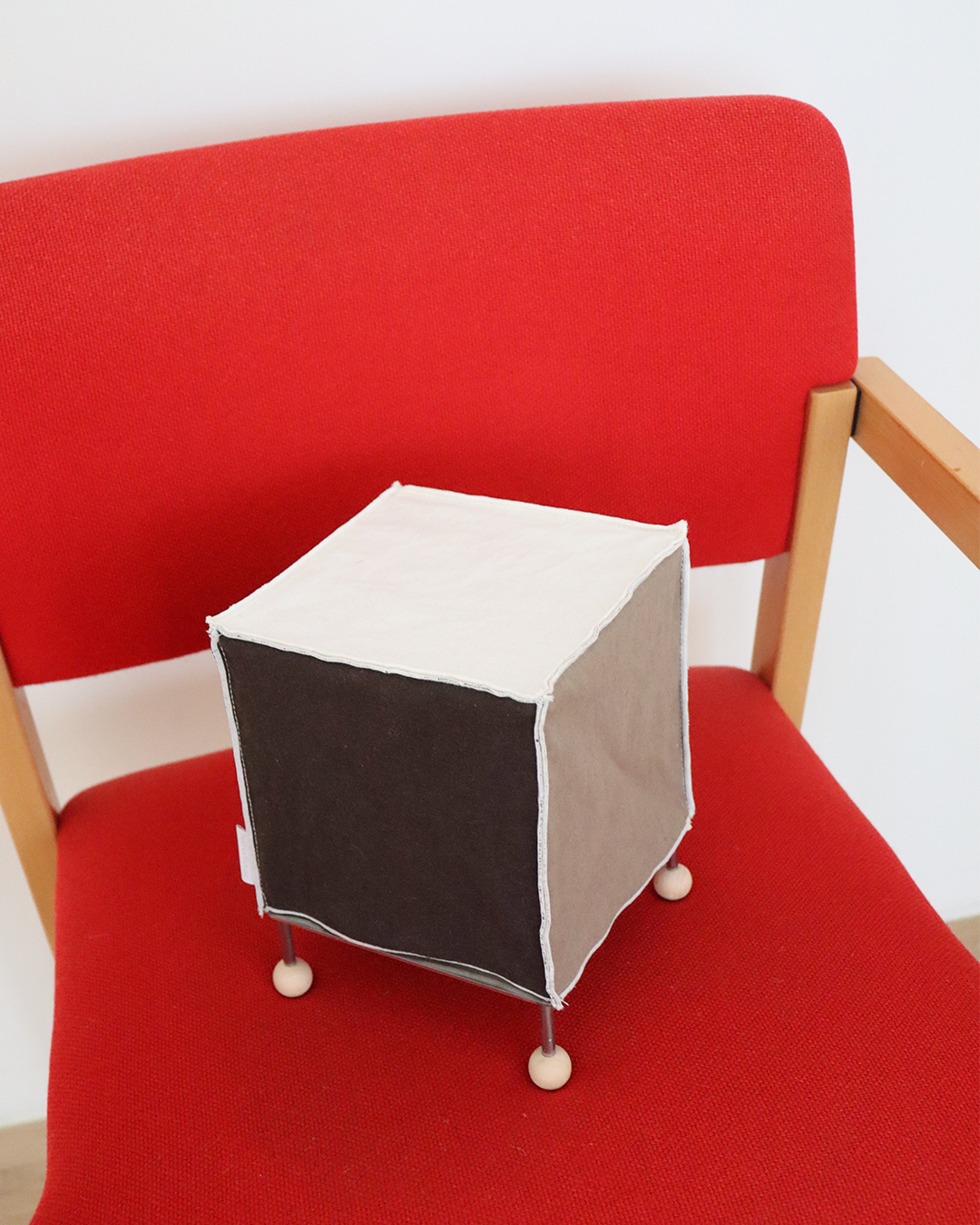 ivory dot linen cube lamp