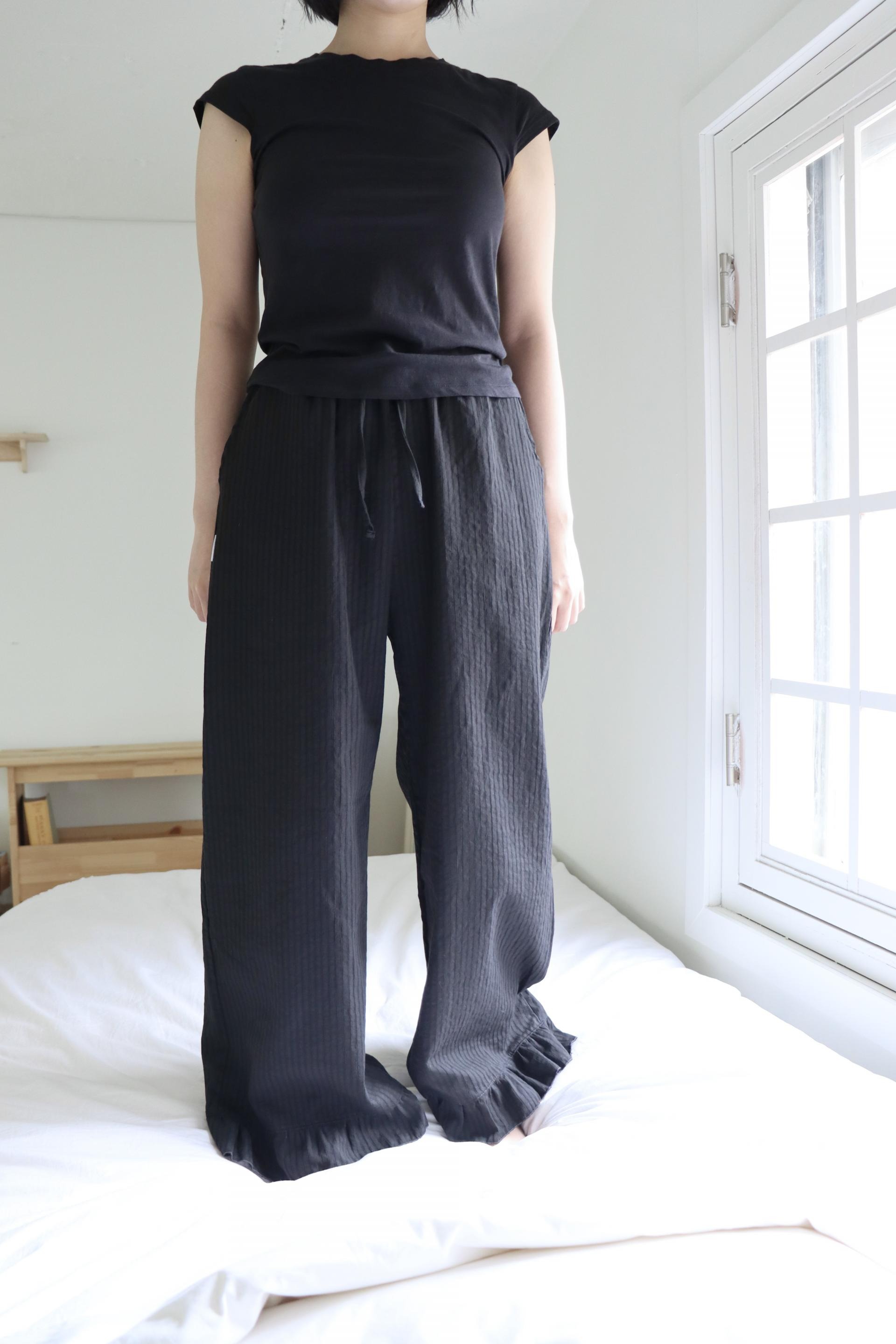 black stripe frill pants