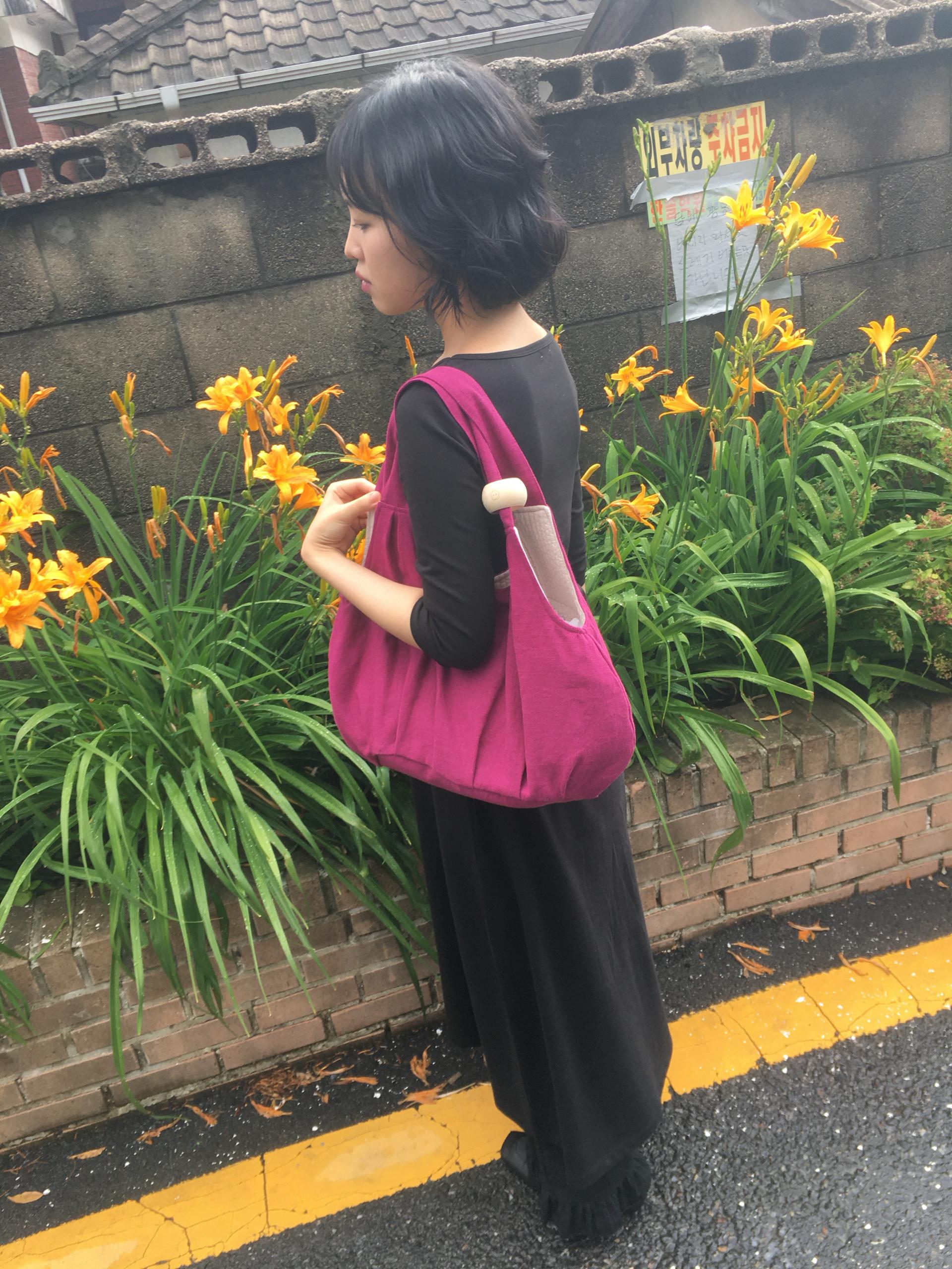 plum linen puff bag