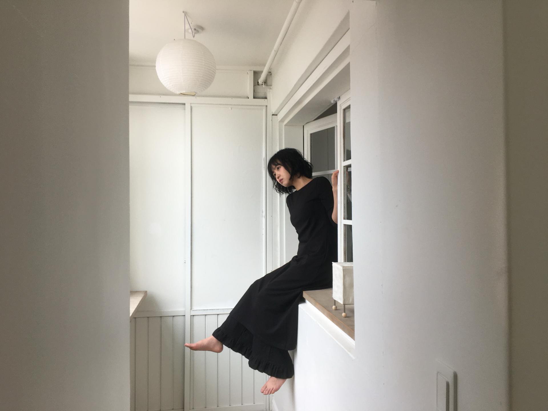 black easy boatneck onepiece