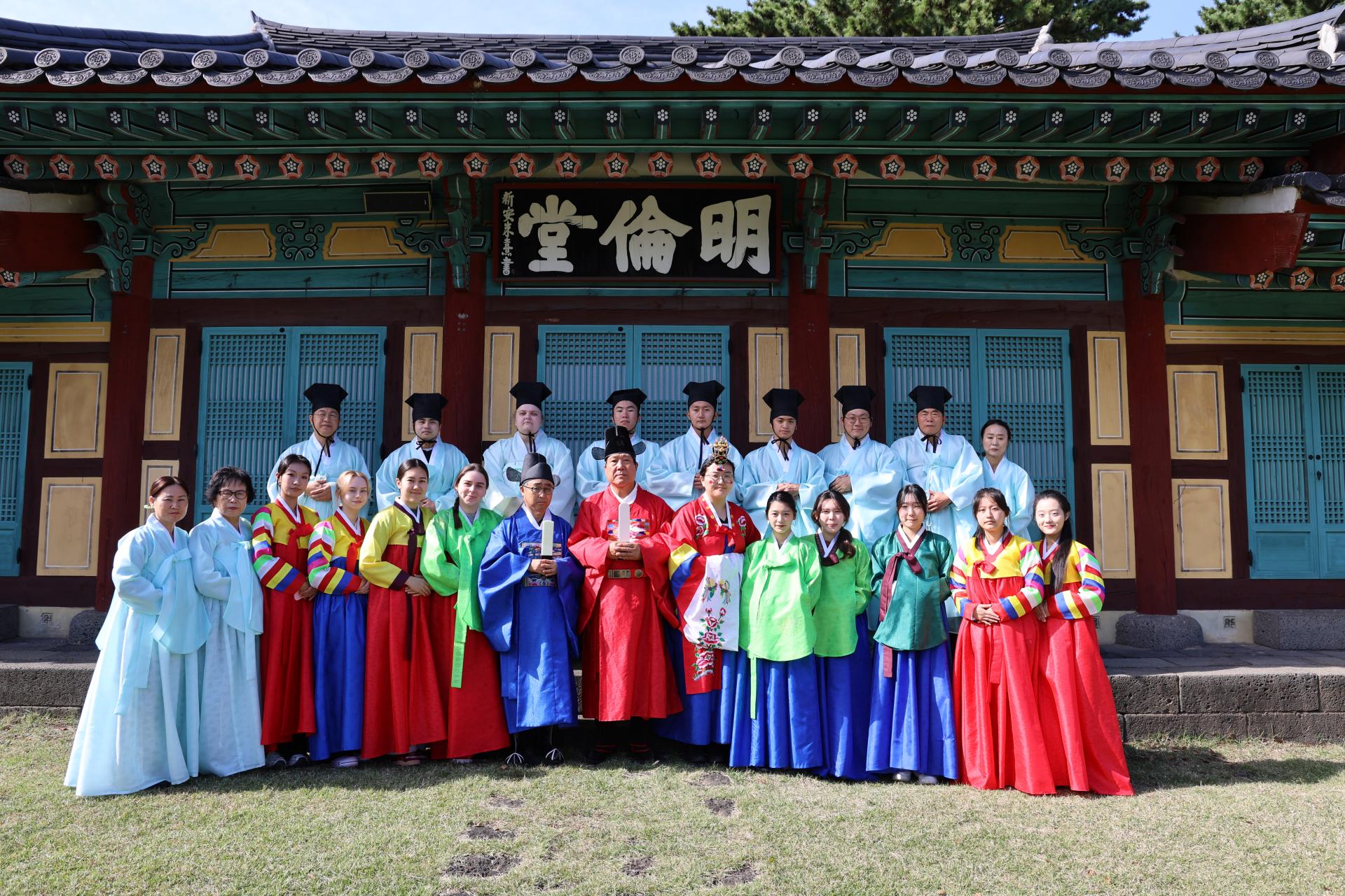 cfc3e9f2014c6.jpg