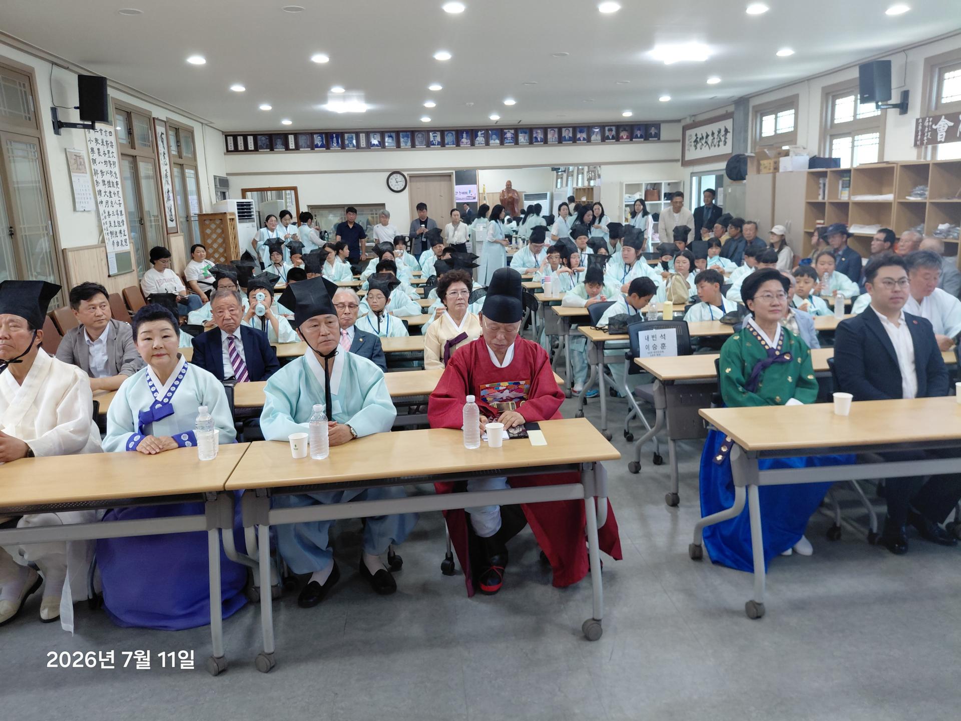 d4d15c9cd33ef.jpg