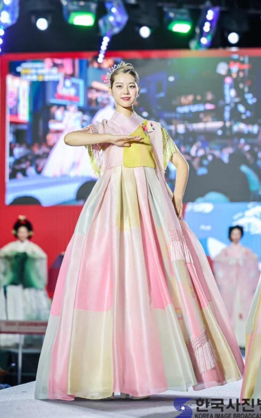 6d148d8980f5e.jpg