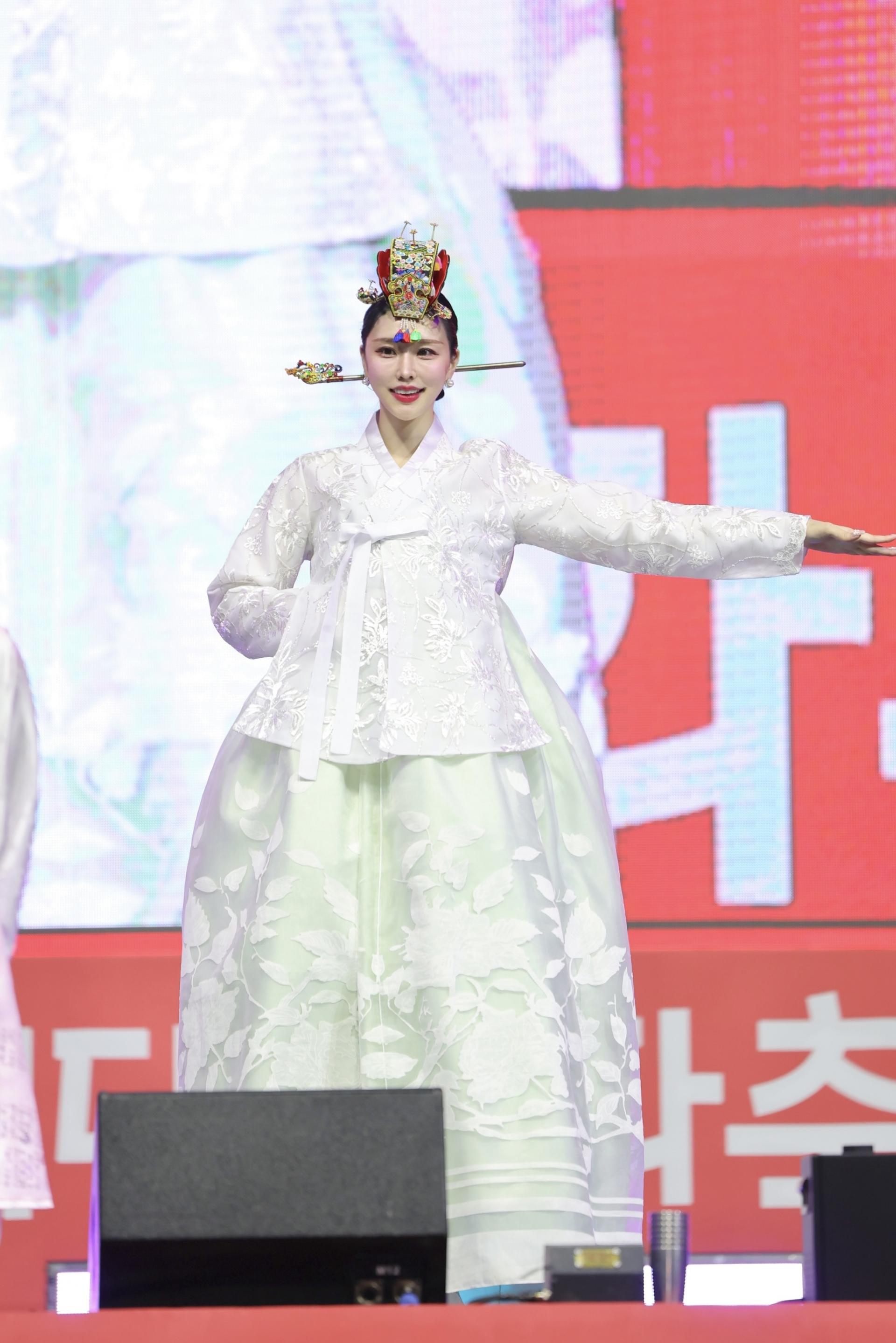 bc649cefbe65f.jpg