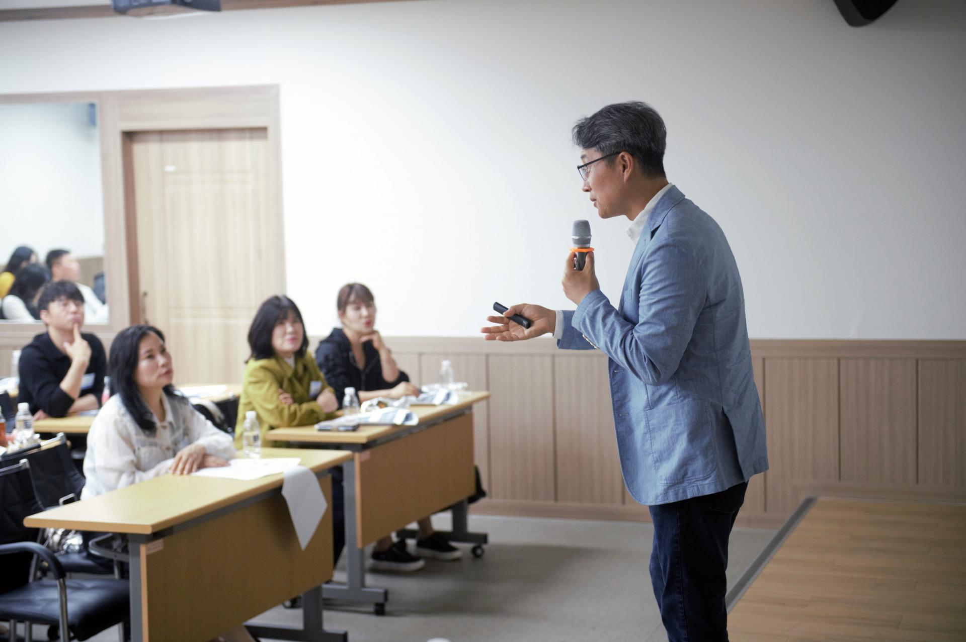 7d69adaf858ae.jpg