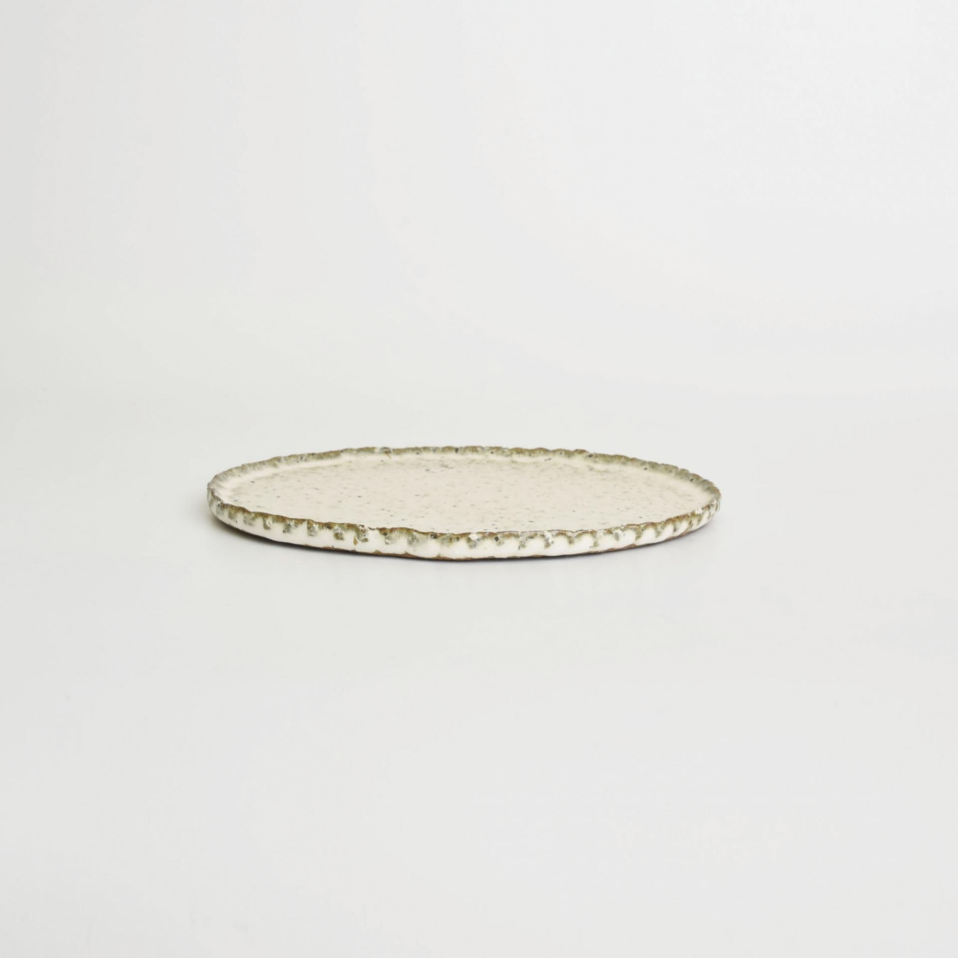 LATERRE OVAL DESSERT PLATE