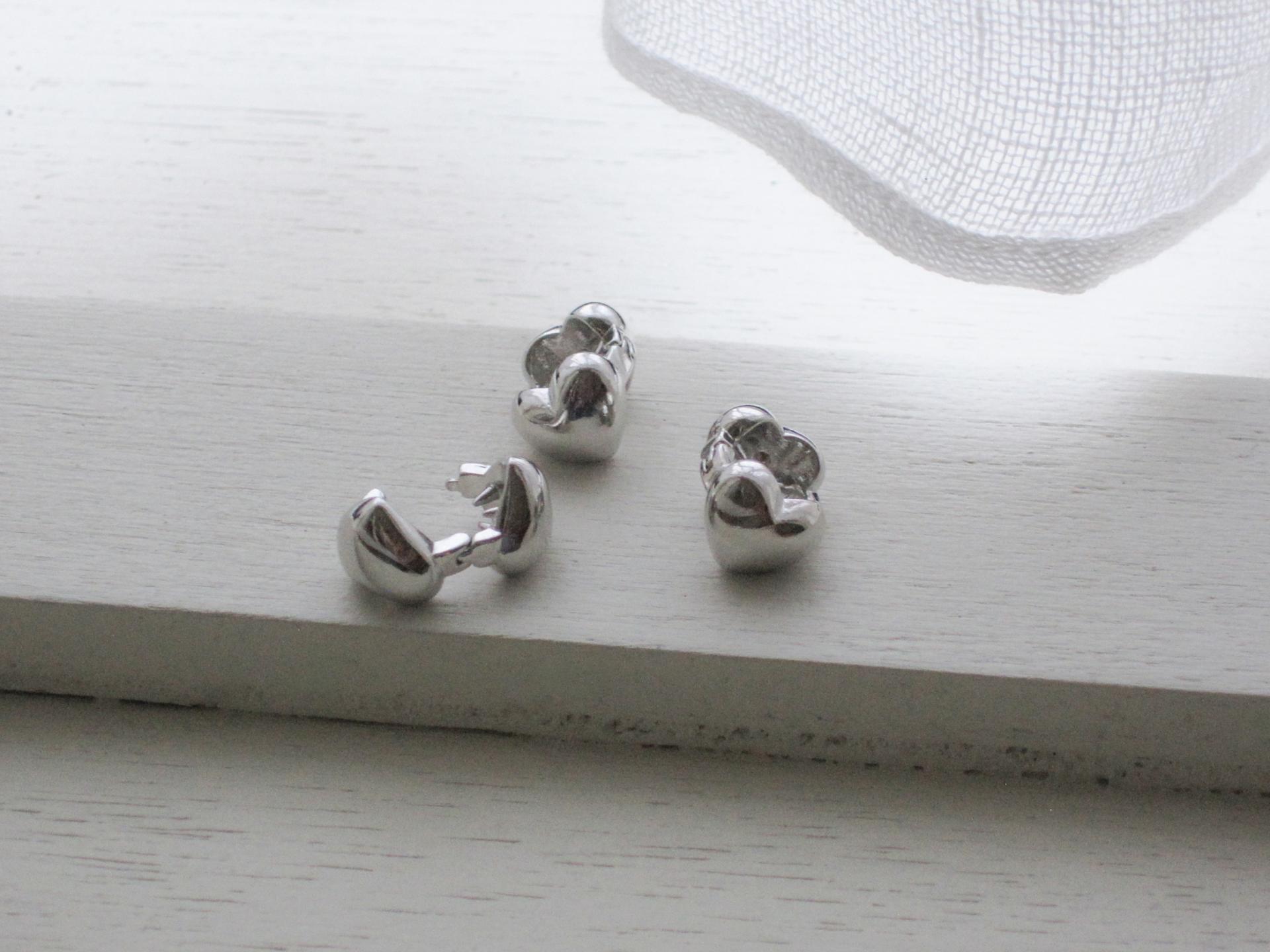 MUST HAIR PIN