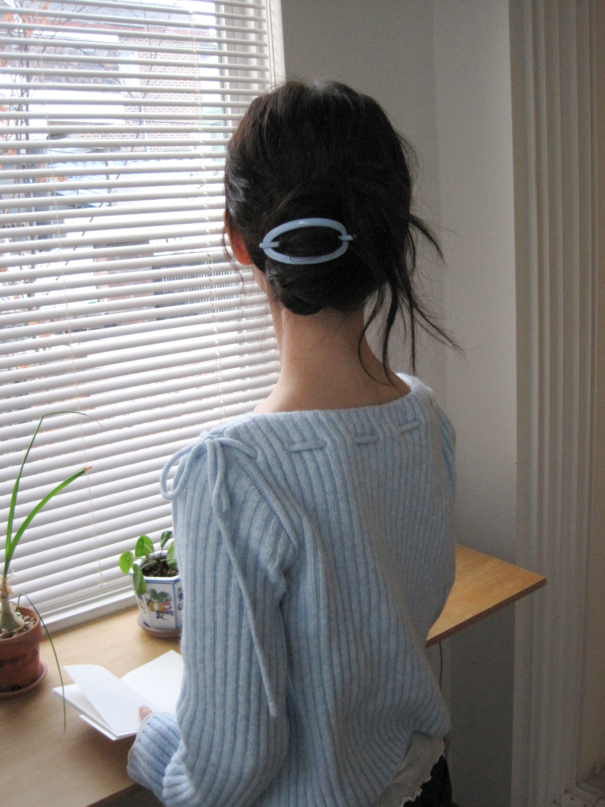 MUST HAIR PIN