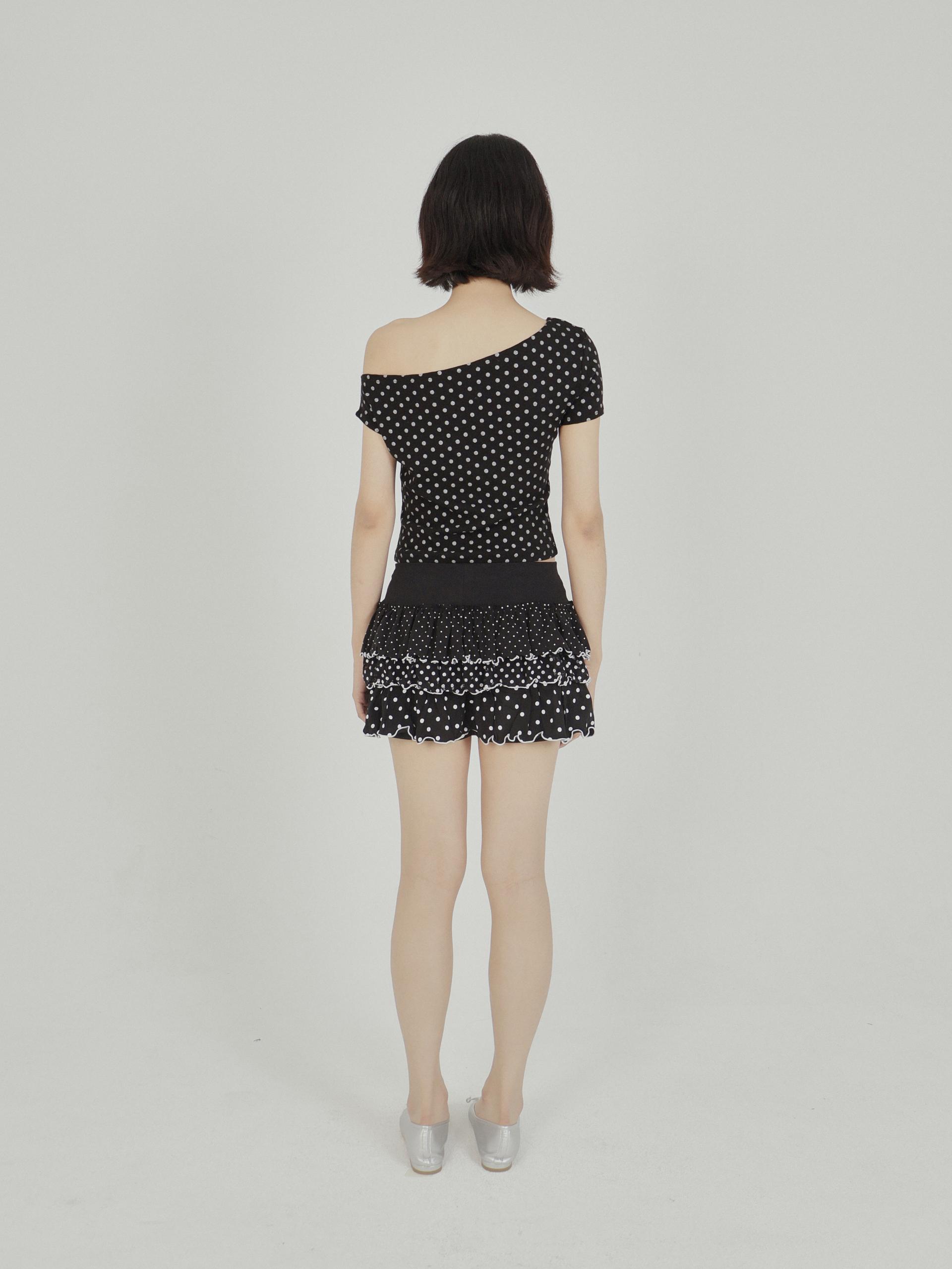 MUSINSA | ASURA DOT ONE SHOULDER T (BLACK)