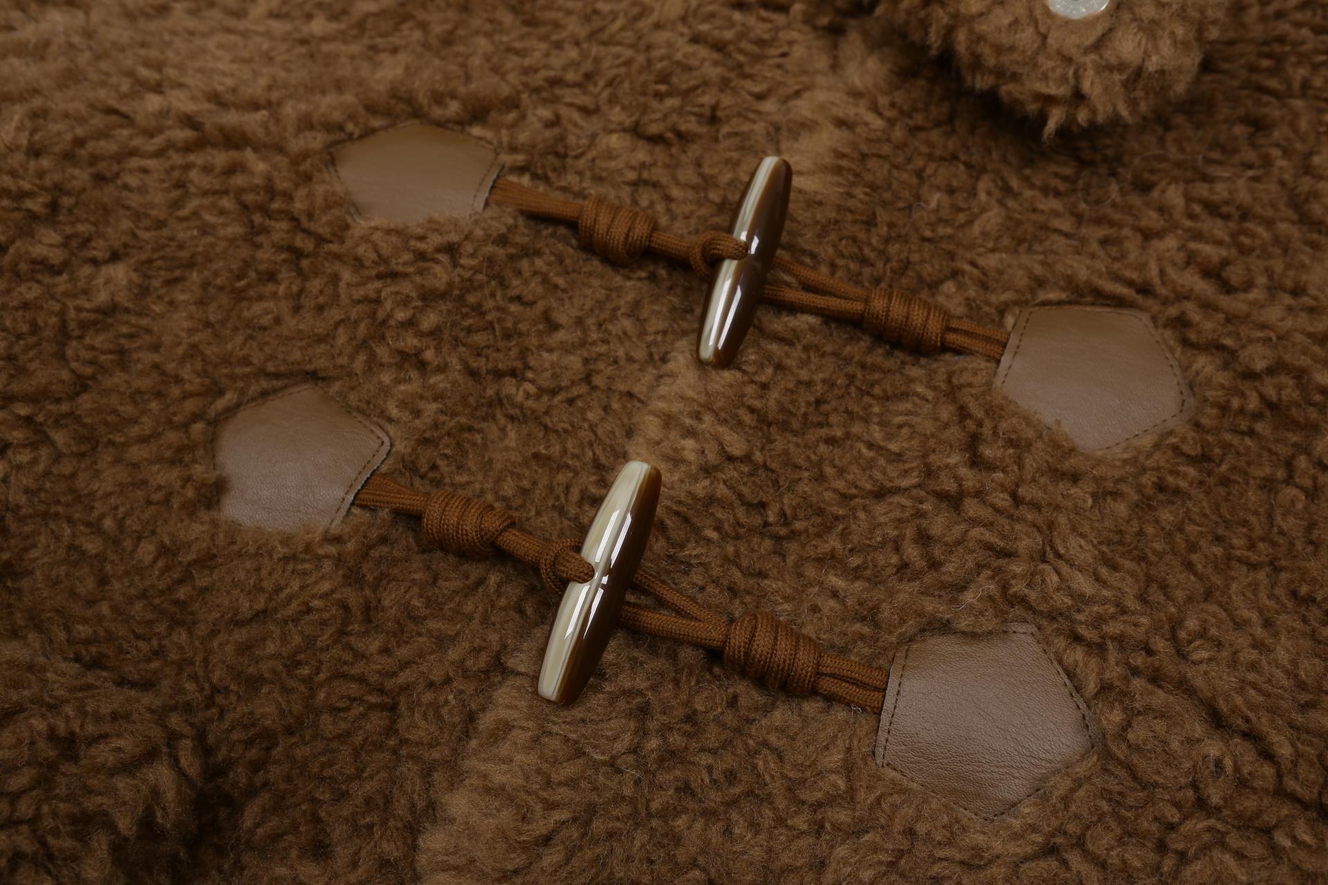 WOOL SHEARLING HOODIE MUSTANG (BROWN) | ファッション通販サイト NUGU