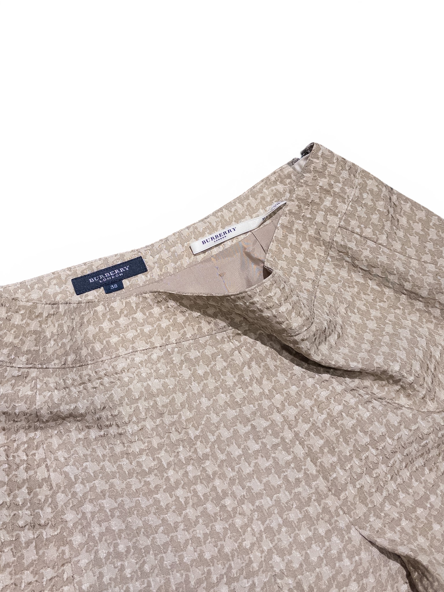 BURBERRY 00’s Hound’s Tooth check 100% silk skirt