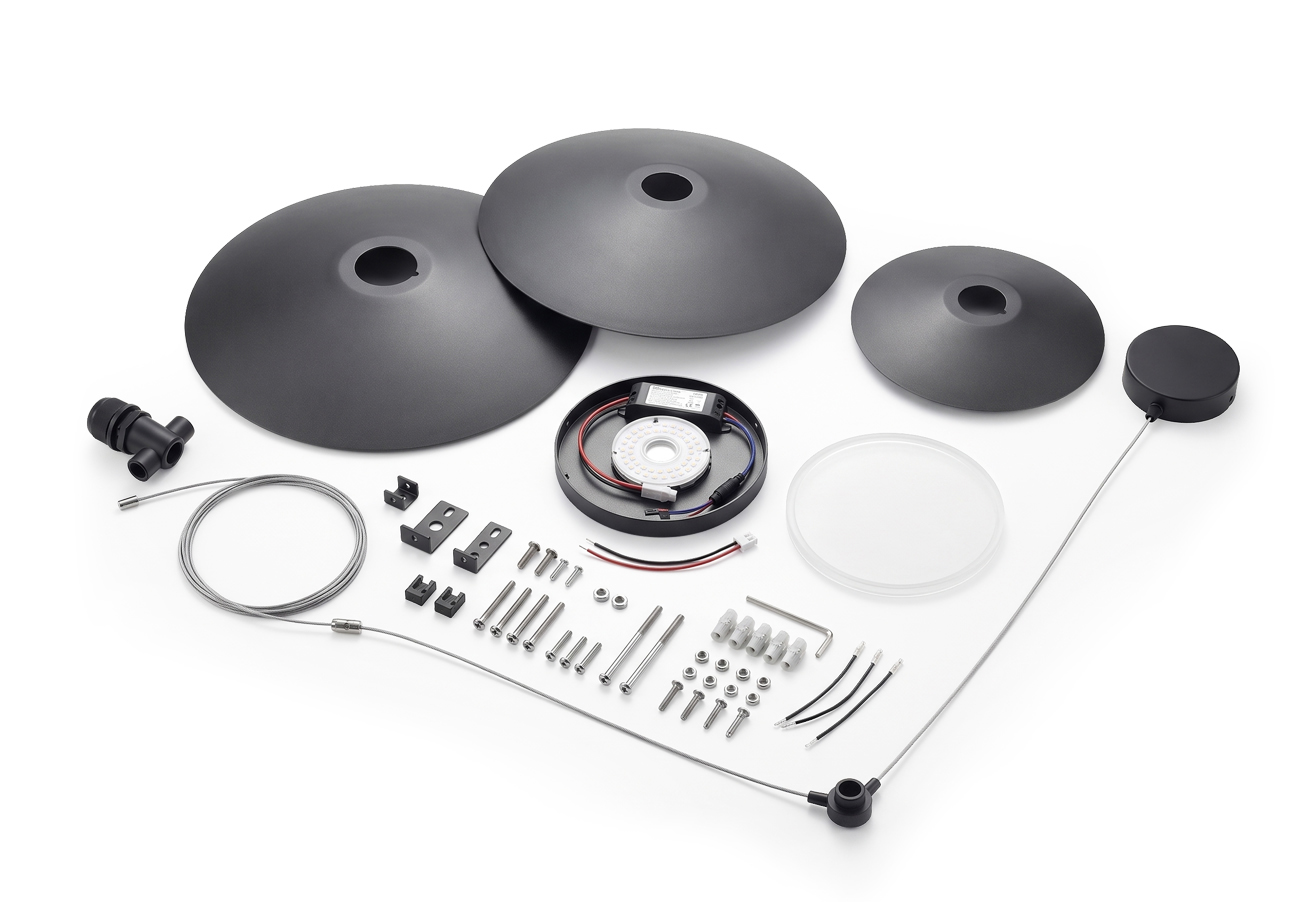 렛츠 VL300 서스펜션 펜던트 잉크그레이 — 3단 레이어 원뿔형 갓 지름30cm 높이8cm 황동 후렌치 LED 15W 4000K 식탁 펜던트