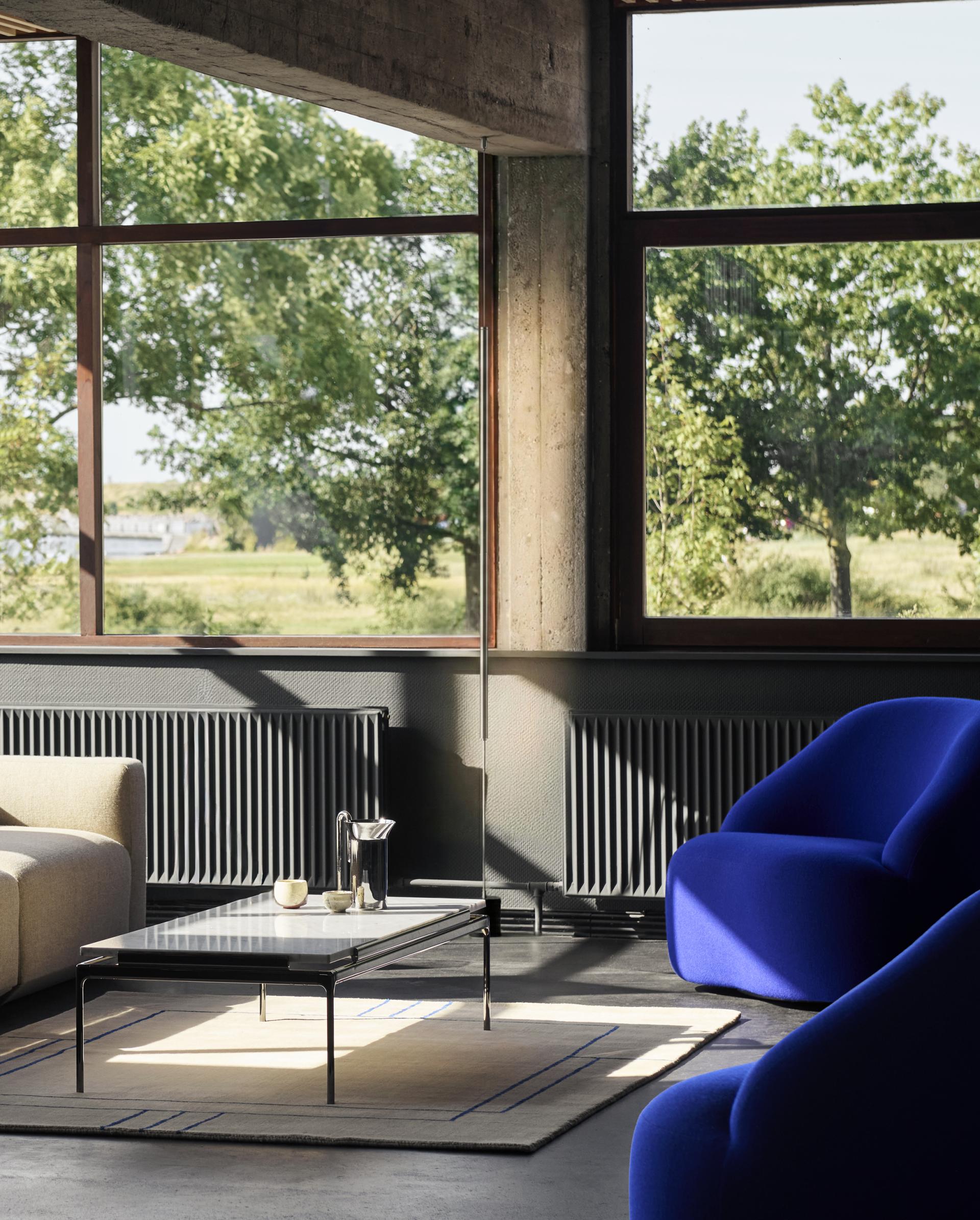 V18 LINE Floor lamp 장스탠드 (2Color)