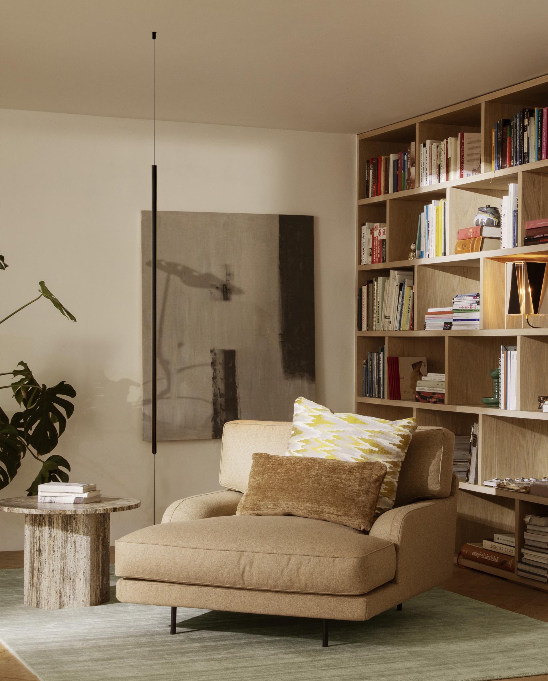V18 LINE Floor lamp 장스탠드 (2Color)