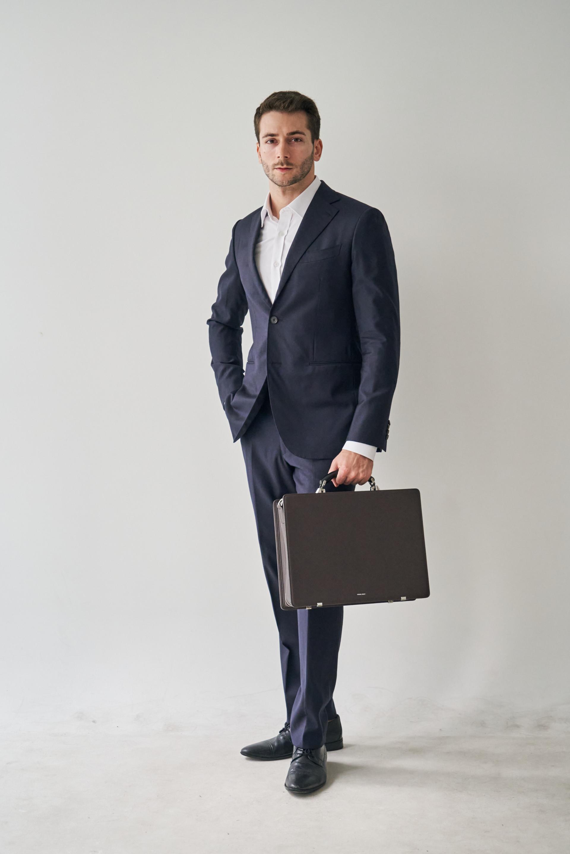 Coralreef Vaquita Briefcase (Matte Brown)