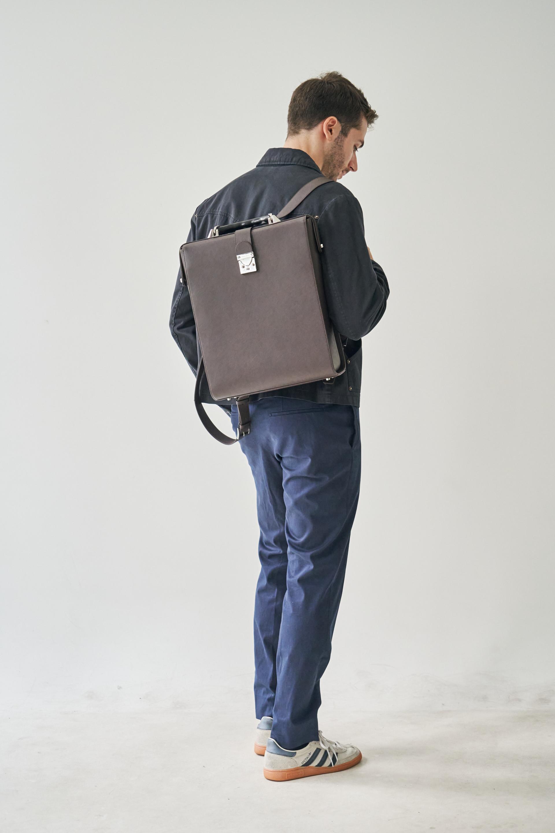 Coralreef Vaquita backpack (Matte Brown)