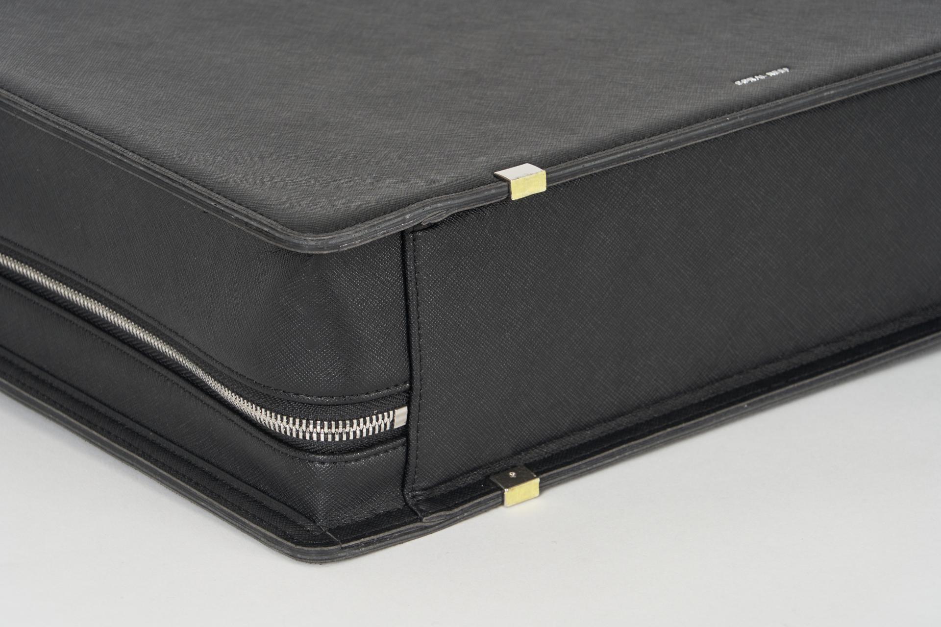 Coralreef Vaquita Briefcase (Black)