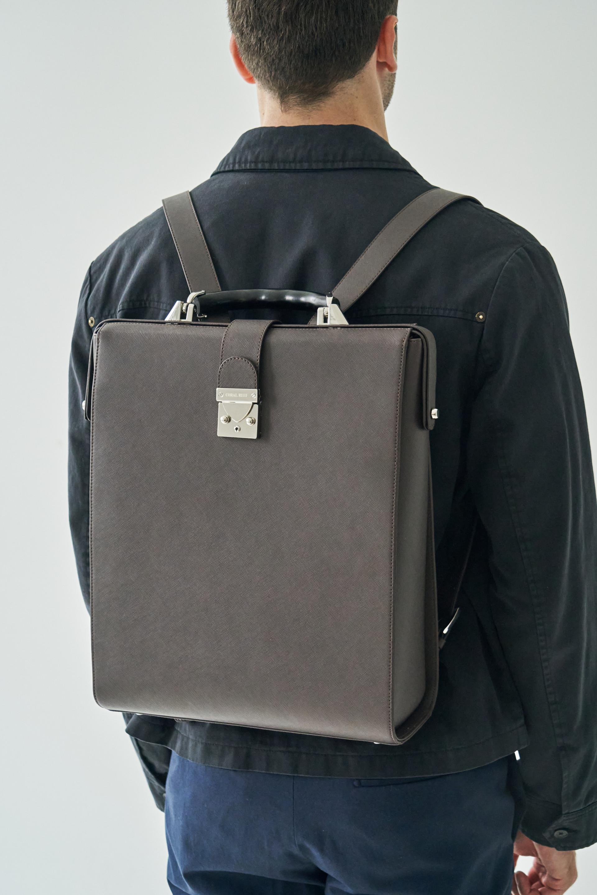 Coralreef Vaquita backpack (Matte Brown)