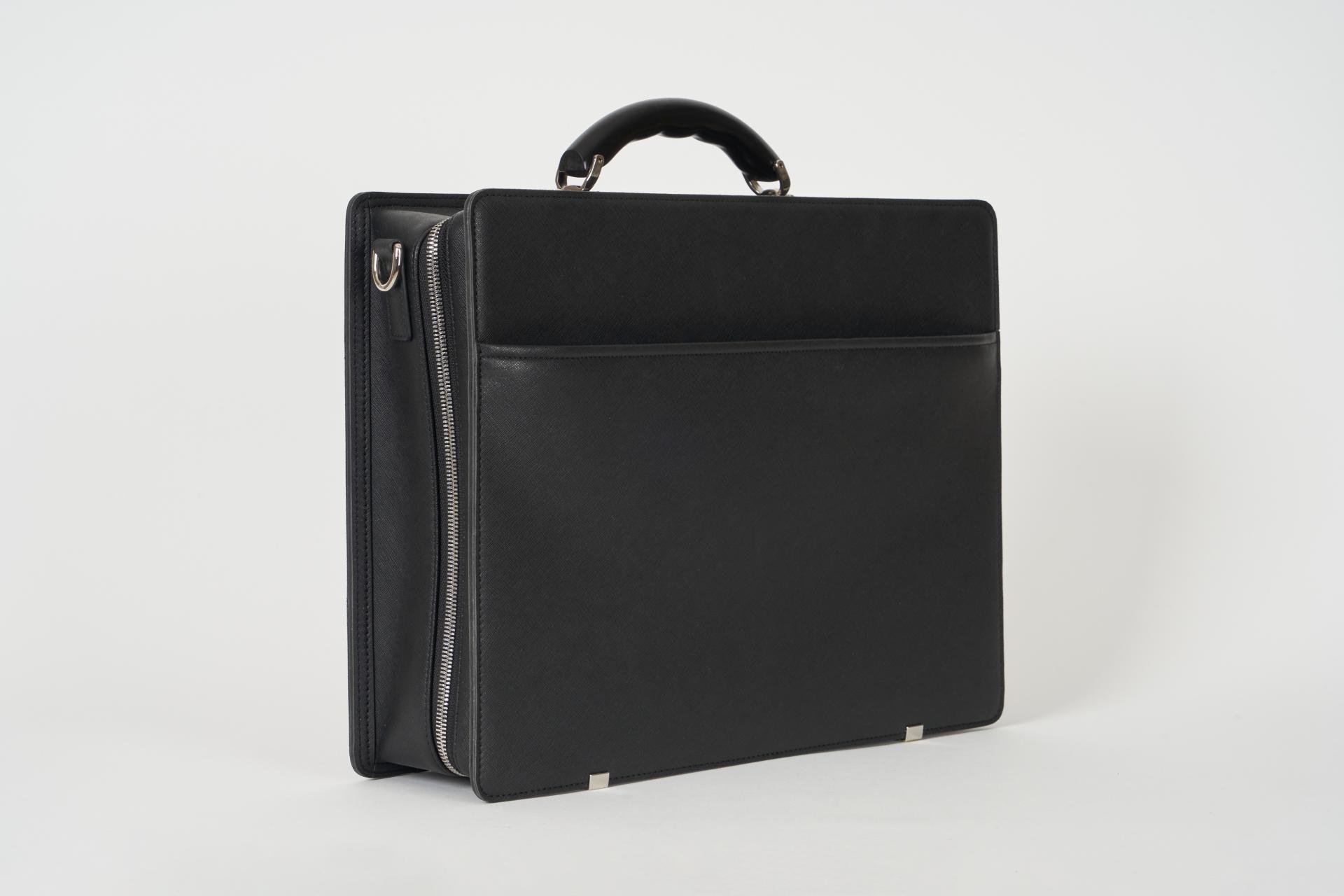 Coralreef Vaquita Briefcase (Black)