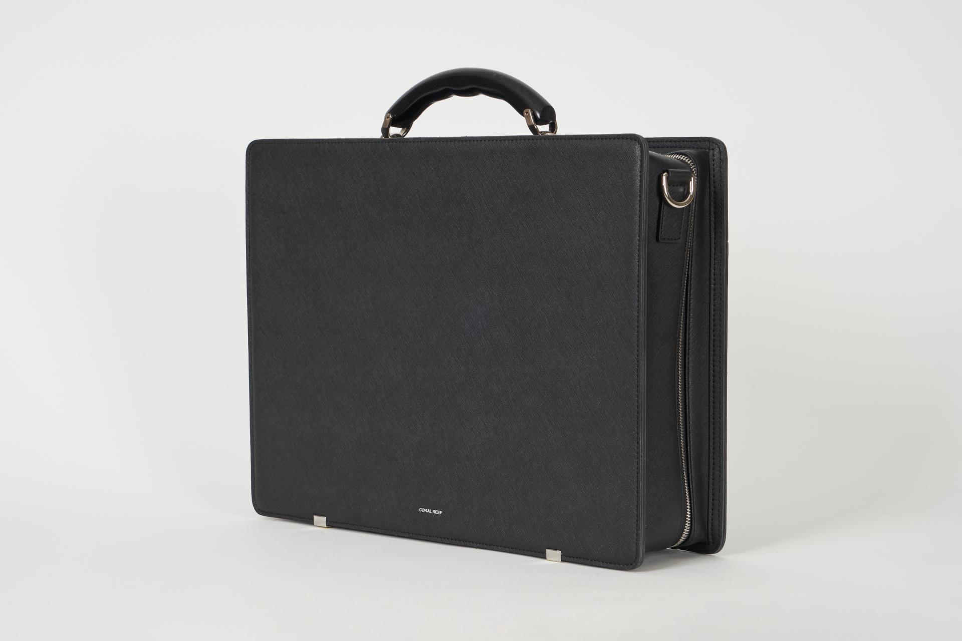 Coralreef Vaquita Briefcase (Black)