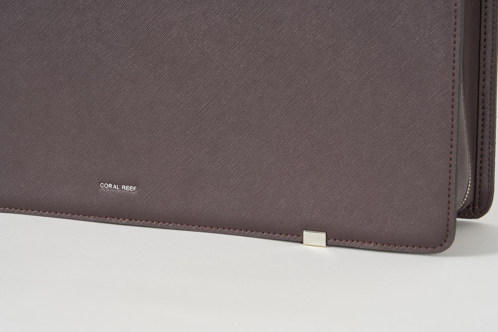 Coralreef Vaquita Briefcase (Matte Brown)