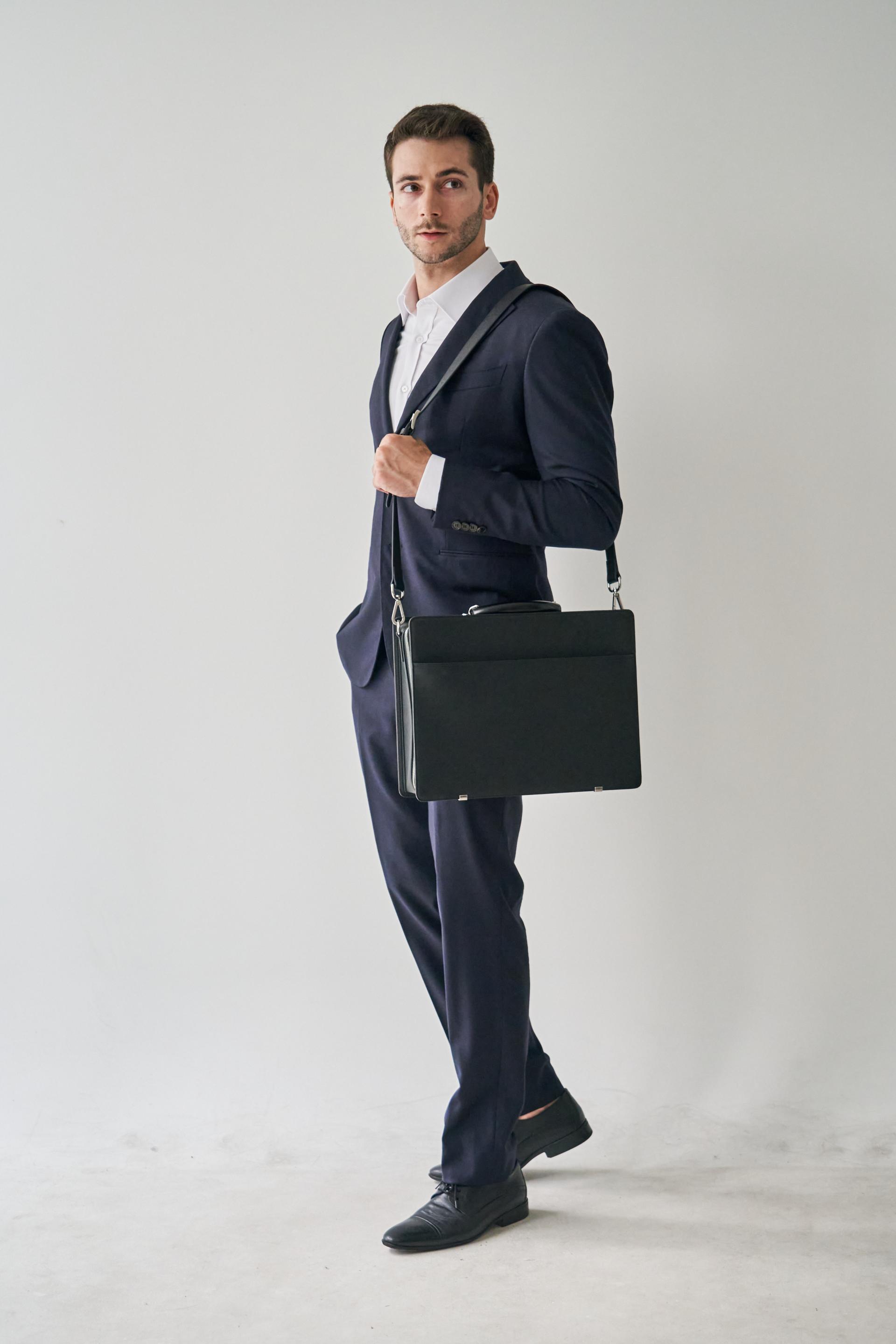 Coralreef Vaquita Briefcase (Black)