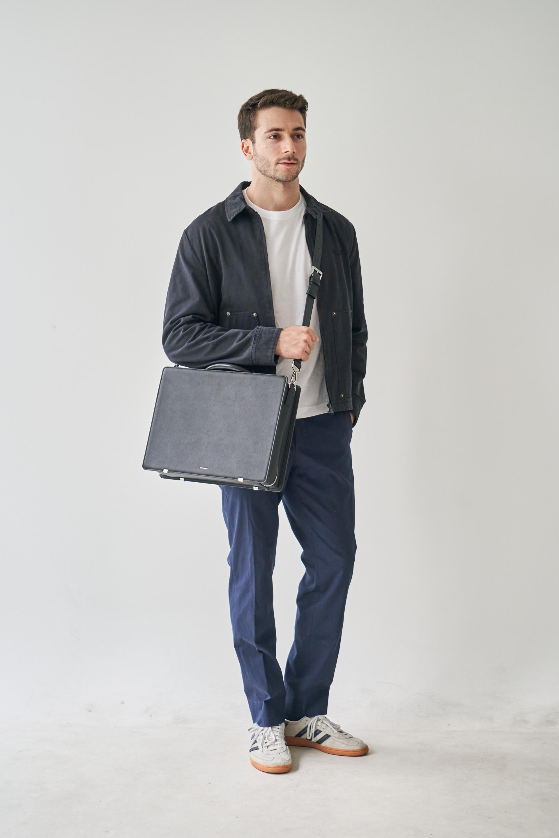 Coralreef Vaquita Briefcase (Black)