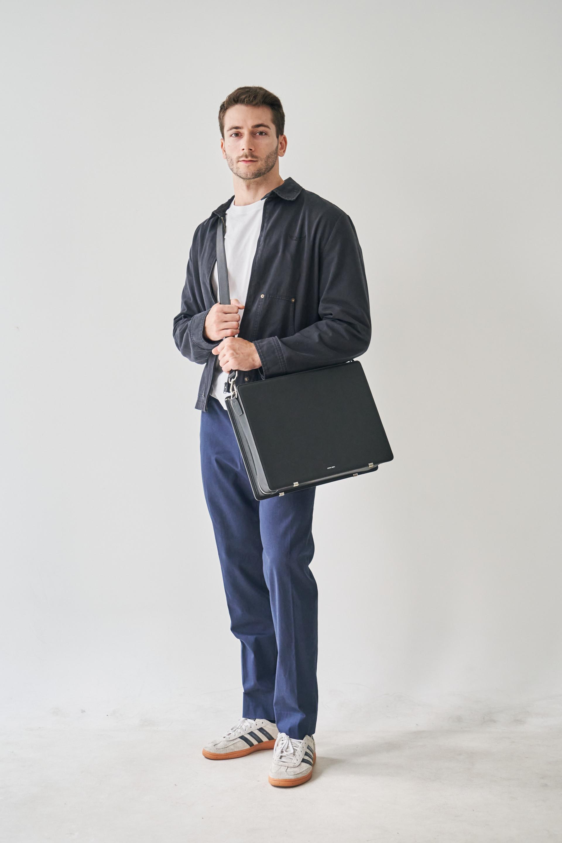 Coralreef Vaquita Briefcase (Black)