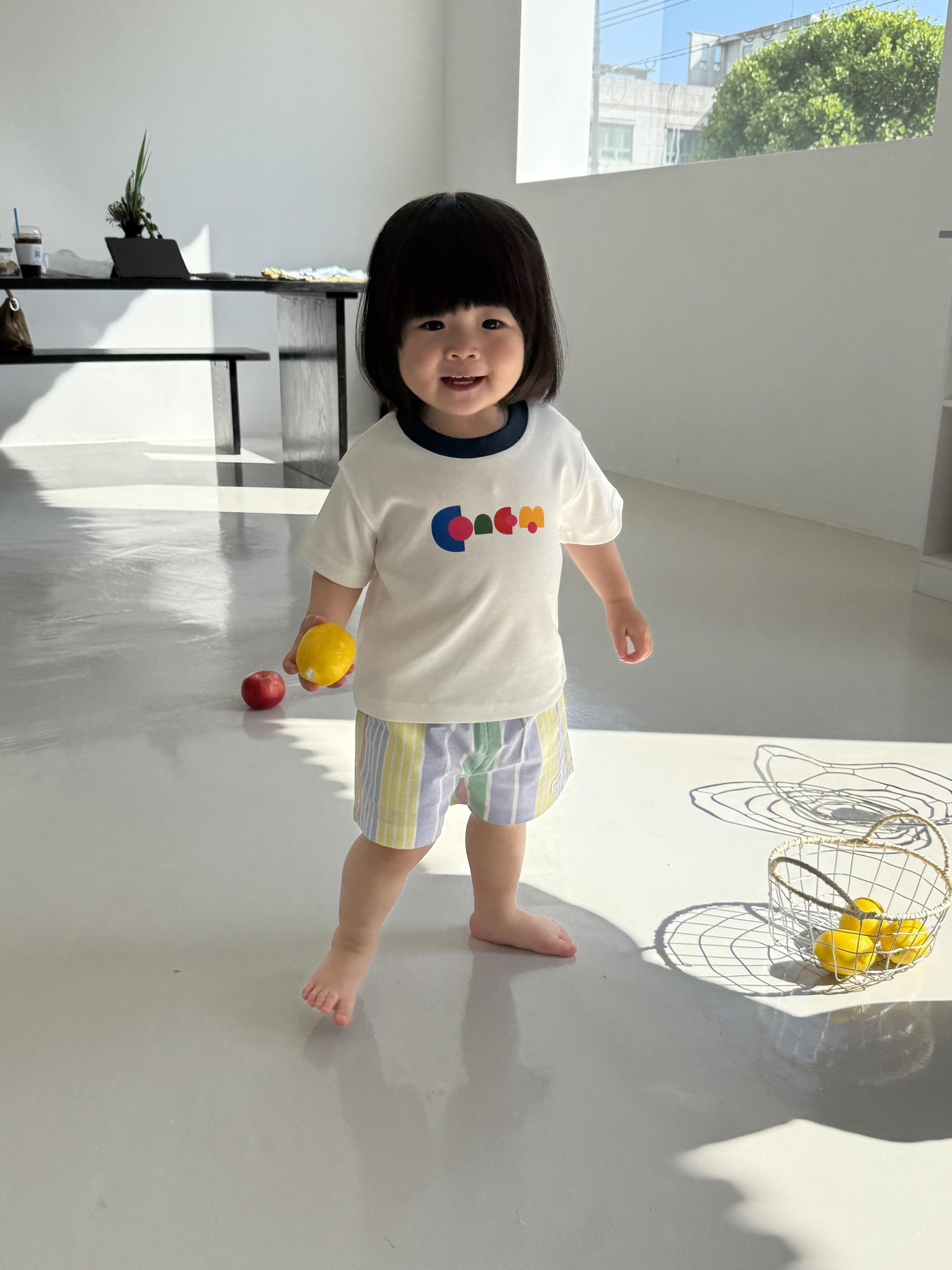 시그니처 로고티셔츠 (Signature Logo T-shirt)