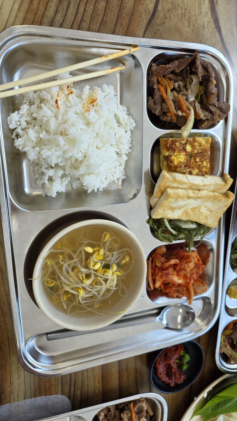 8c1d53cafbfee.jpg