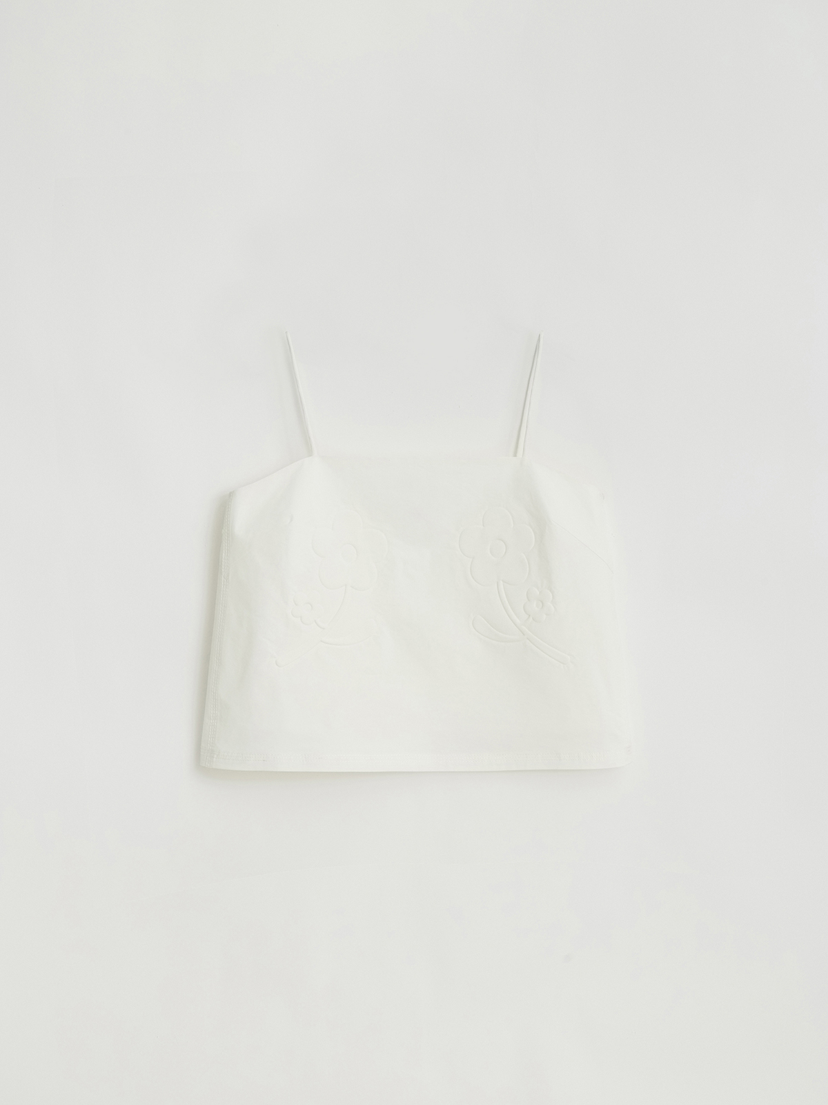 [5/22 예약배송] 3D FLOWER EMBOSSED SLEEVELESS TOP_SOFT BONE