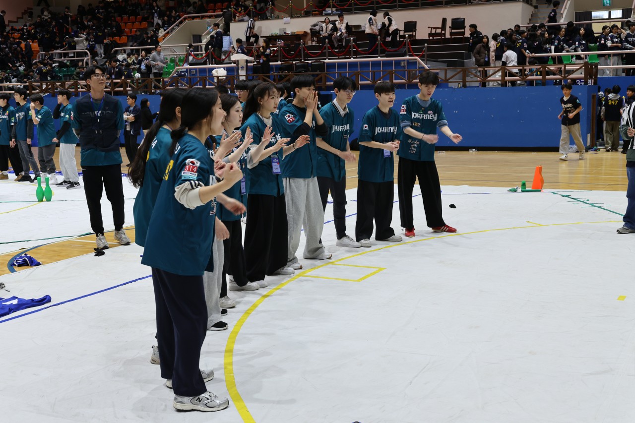 4d54c05142e58.jpg