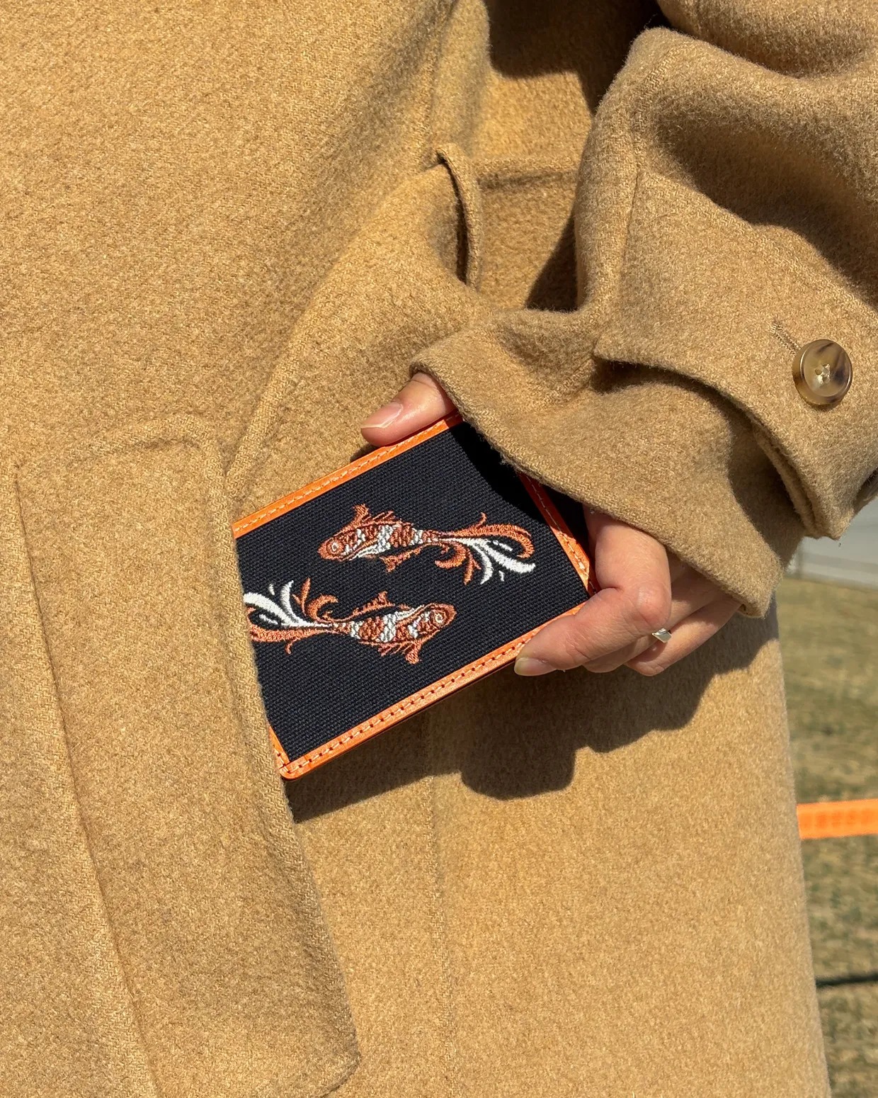 Italian Leather Card Wallet – Korean Fish Pattern Prosperity Gift