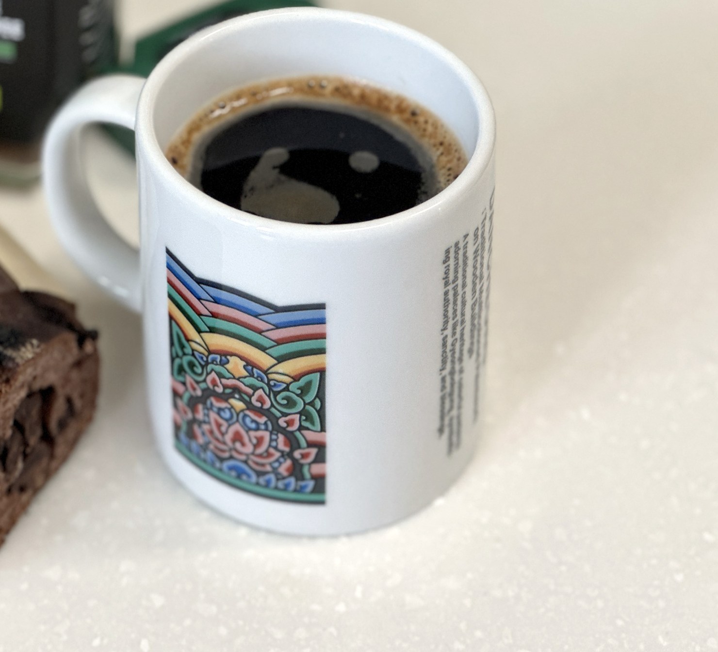 Dancheong Mug – Gyeongbokgung Palace Lotus Pattern Ceramic Cup