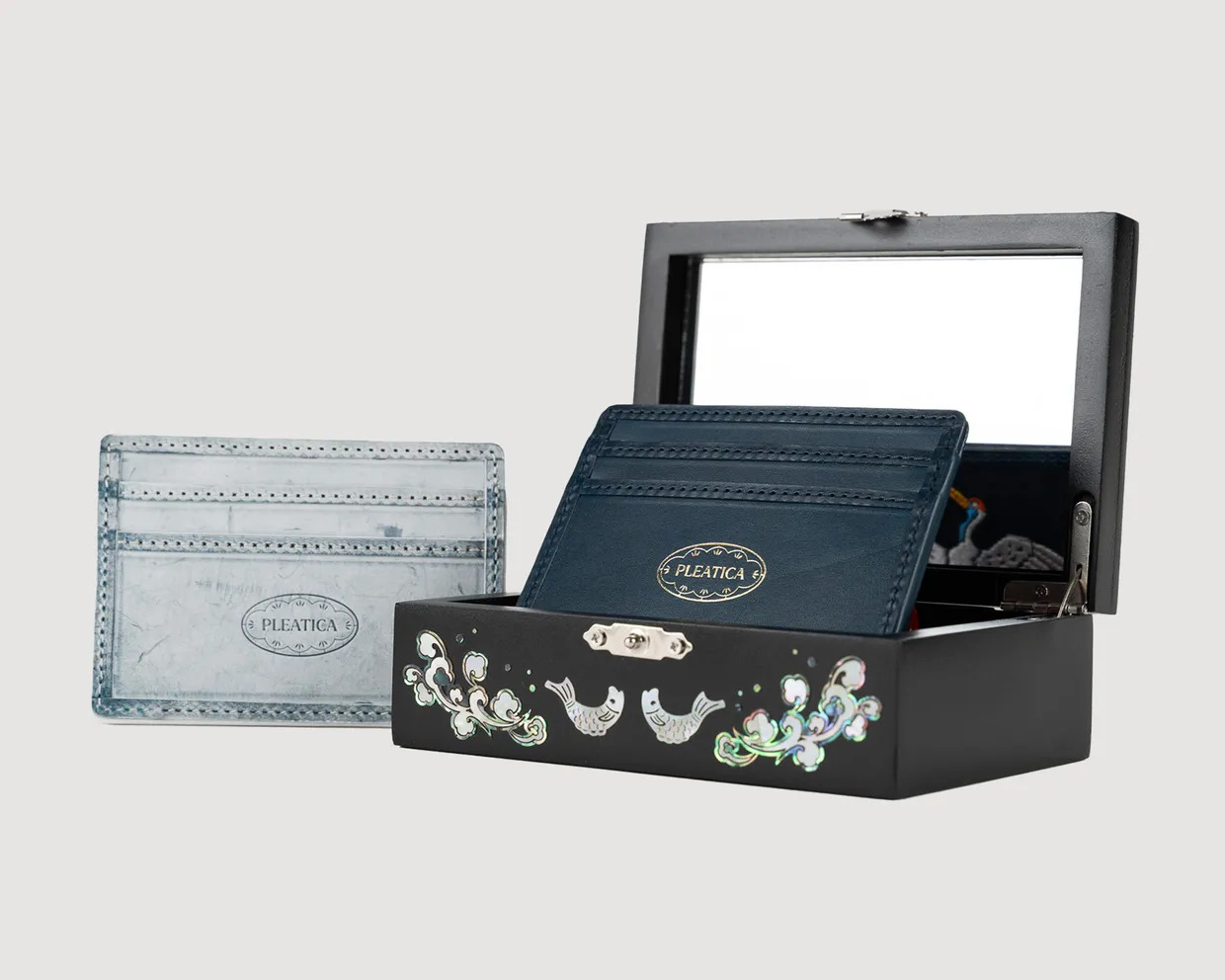 Italian Leather Card Wallet – Korean Lotus Pattern Calming Gift