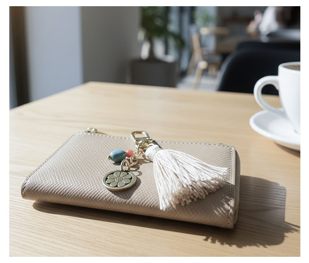 Baekje Lotus Roof Tile Brass Keyring – Korean Heritage Tassel Charm