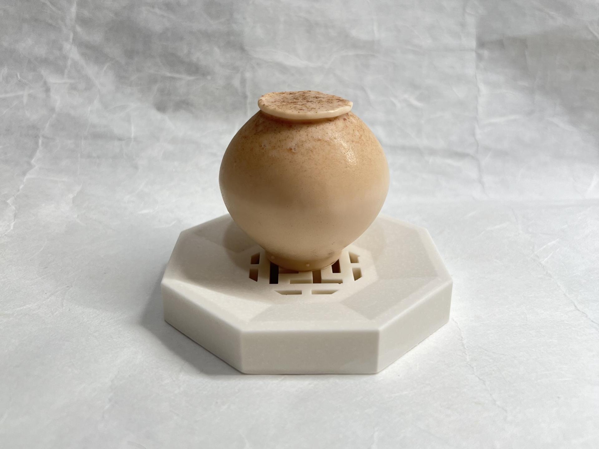 달항아리 비누 Moon jar shaped scented soap
