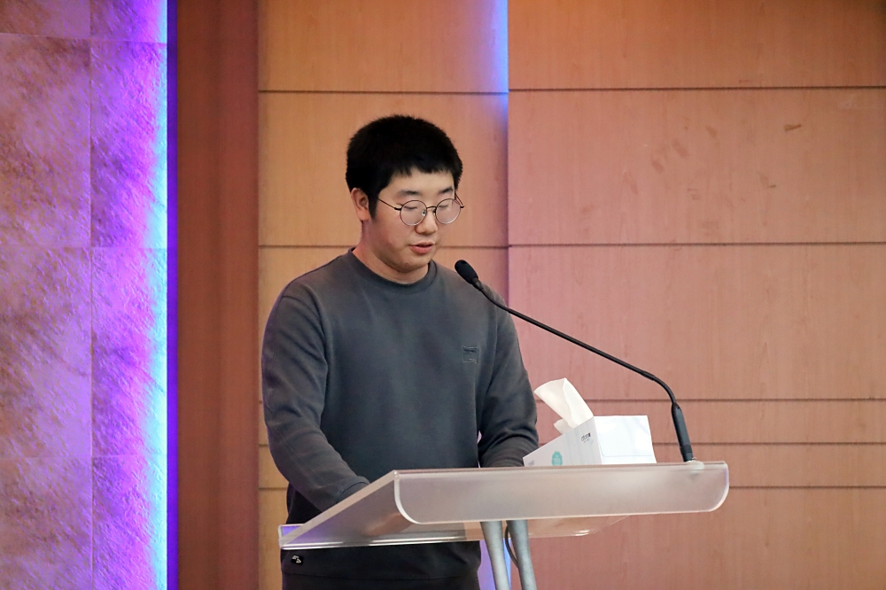 b918537eae35e.jpg