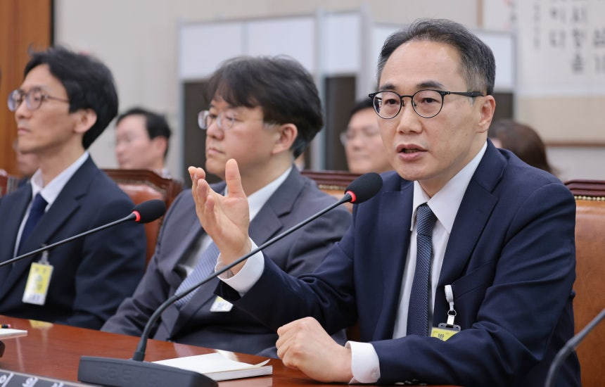 16일 서울 여의도 국회에서 윤석열 정권 정치검찰 조작기소 의혹 사건 진상규명 국정조사특별위원회 제8차 전체회의에서 열린 대장동·김용 전 민주연구원 부원장·위례신도시 조작기소 의혹 사건 청문회에 이원석 전 검찰총장이