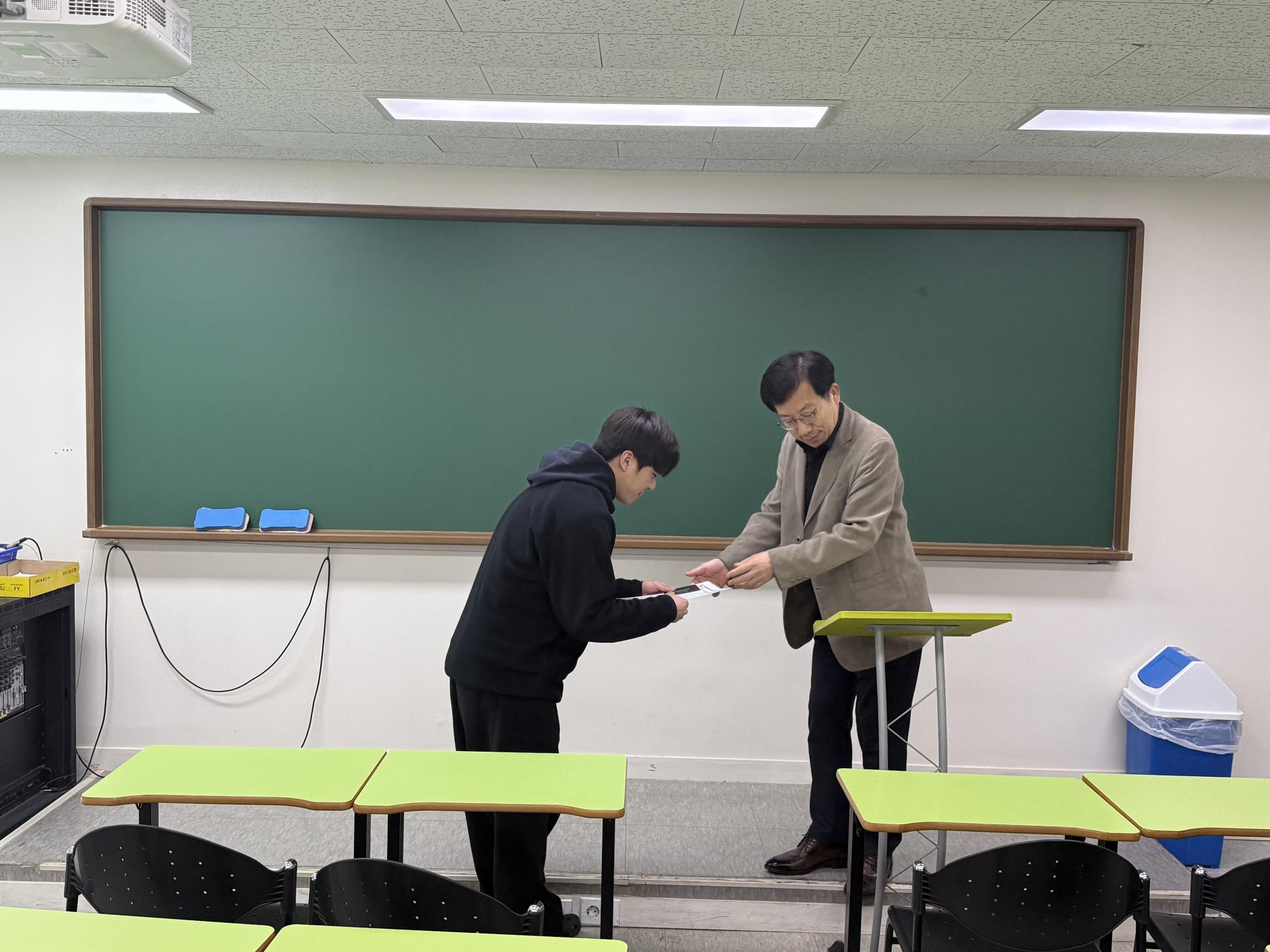 0a7727f75ada8.jpg
